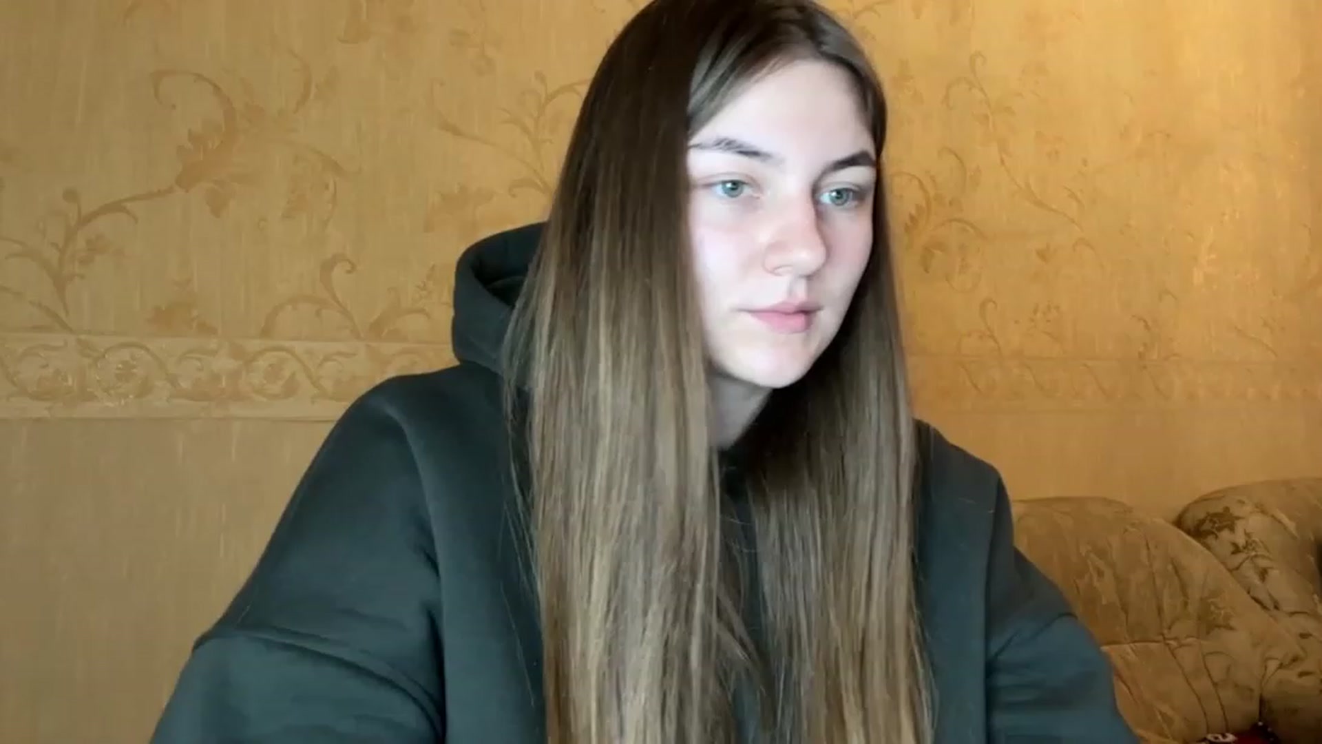 Gallery image thumbnail from Eve_Olive's myfreecams stream on, 11/20/2023, 24:59 image 3 of 20