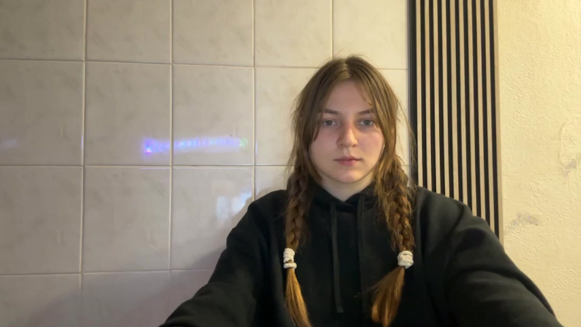 Gallery image thumbnail from Eve_Olive's myfreecams stream on, 12/08/2023, 23:44 image 11 of 20