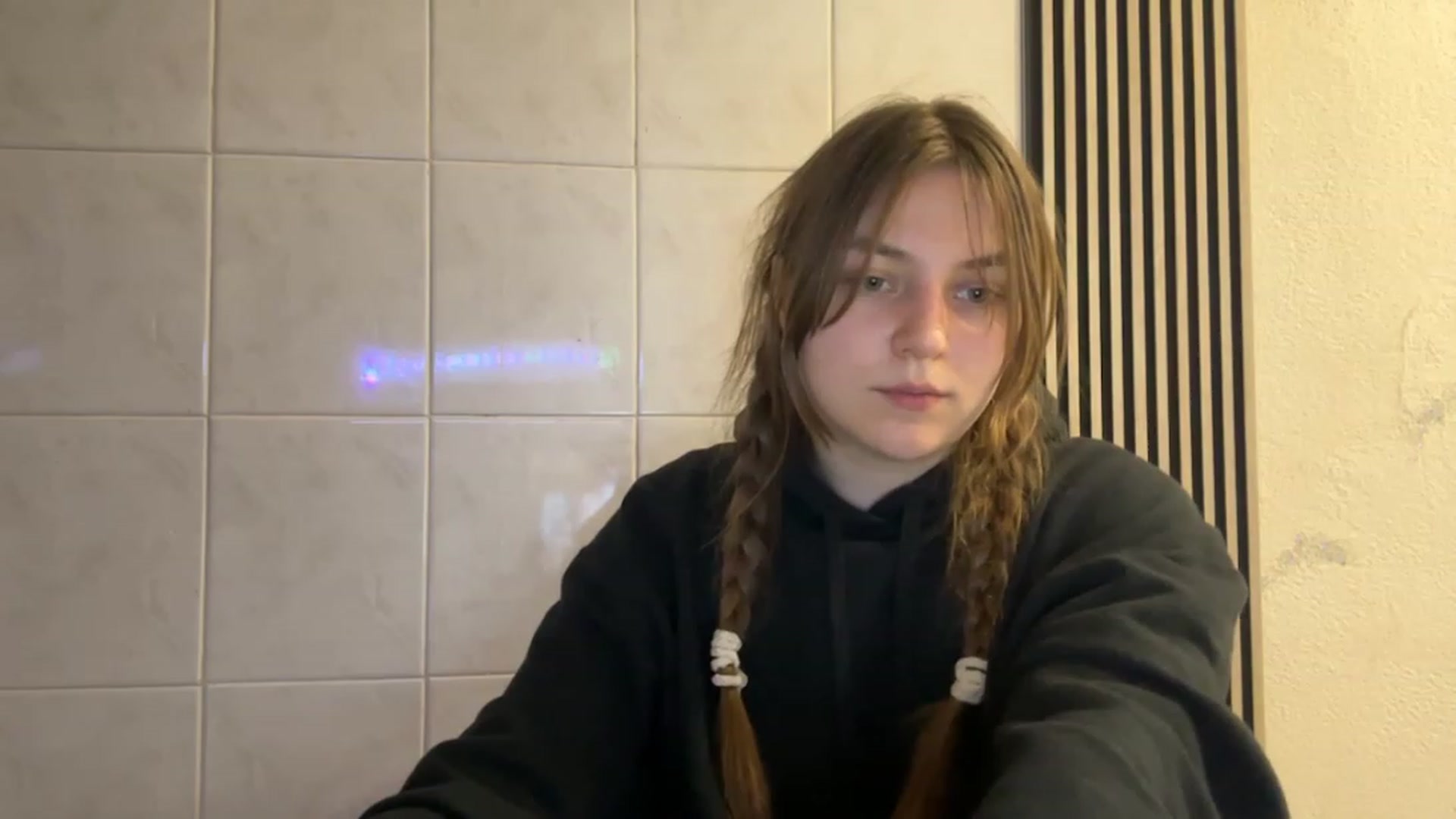 Gallery image thumbnail from Eve_Olive's myfreecams stream on, 12/08/2023, 23:44 image 8 of 20