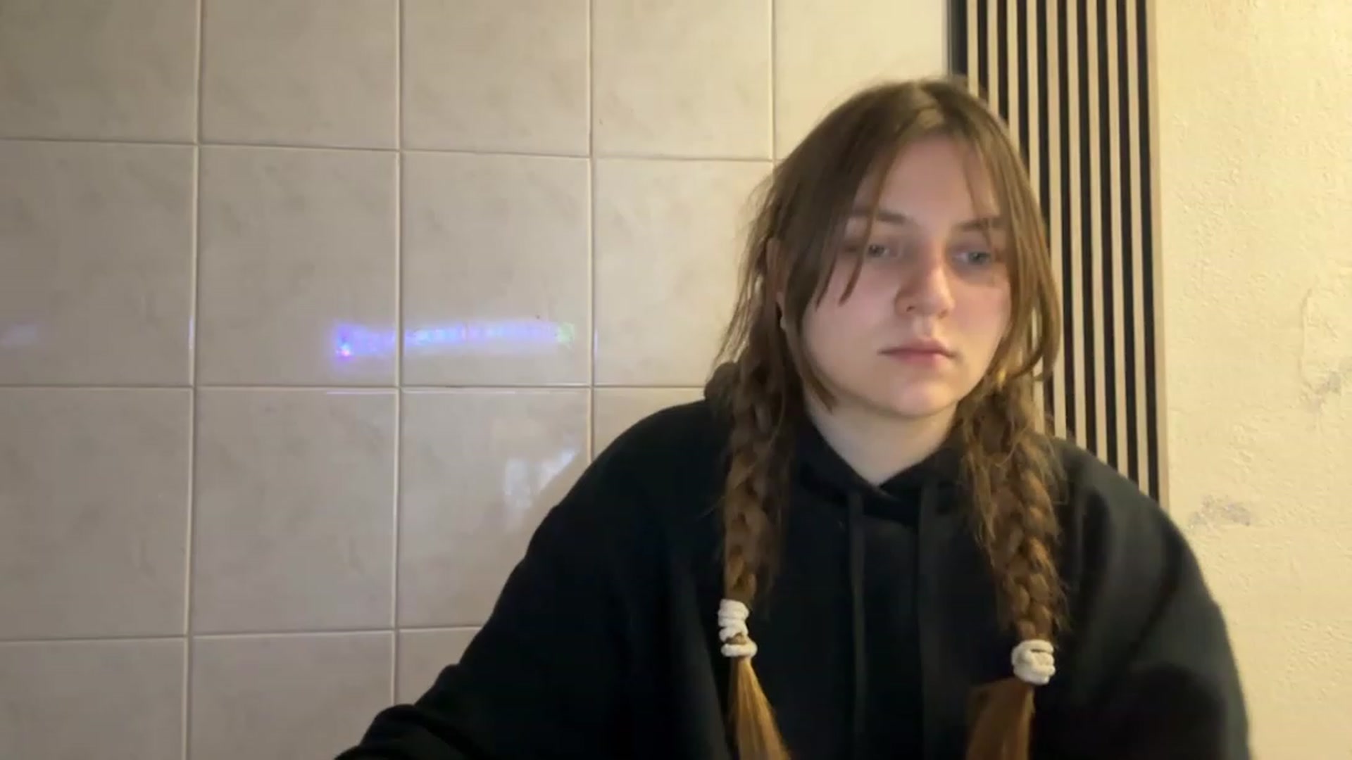 Gallery image thumbnail from Eve_Olive's myfreecams stream on, 12/08/2023, 23:44 image 15 of 20