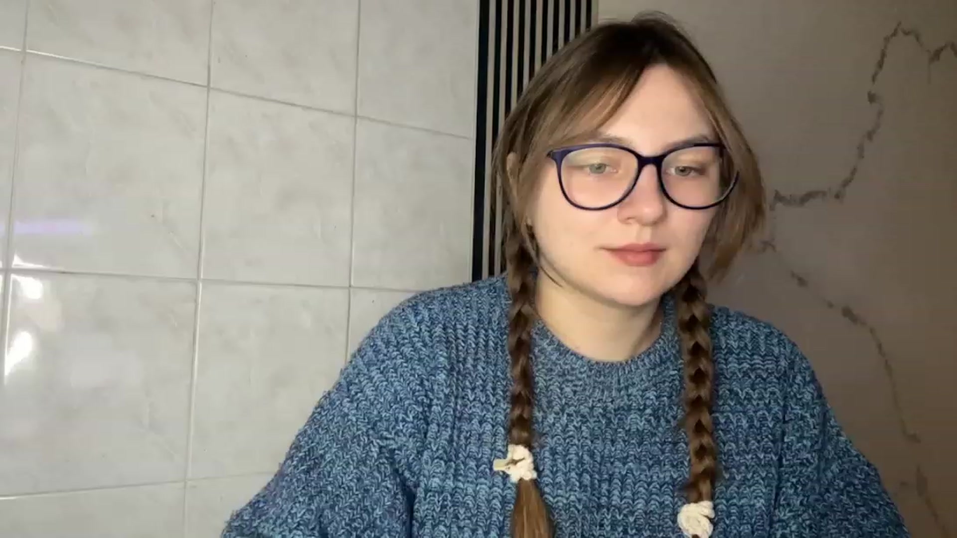 Gallery image thumbnail from Eve_Olive's myfreecams stream on, 12/10/2023, 24:55 image 5 of 20