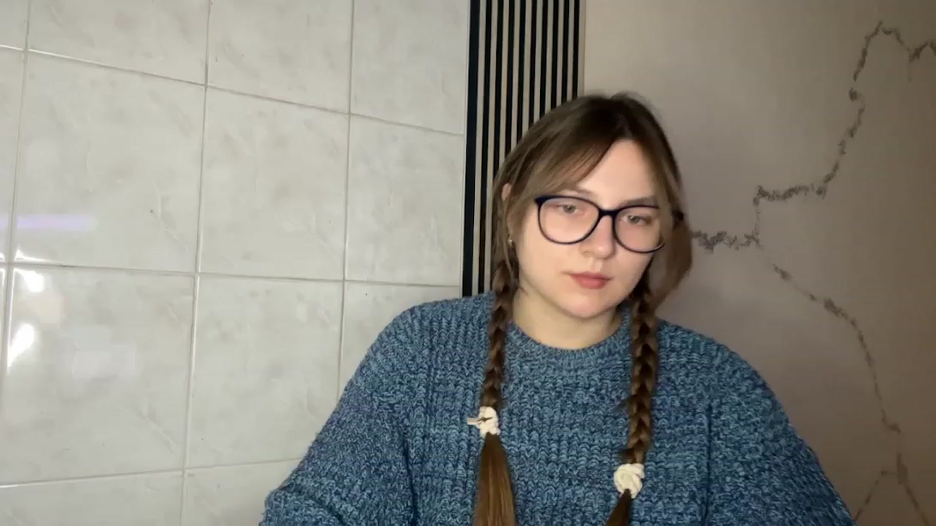 Gallery image thumbnail from Eve_Olive's myfreecams stream on, 12/10/2023, 24:55 image 11 of 20