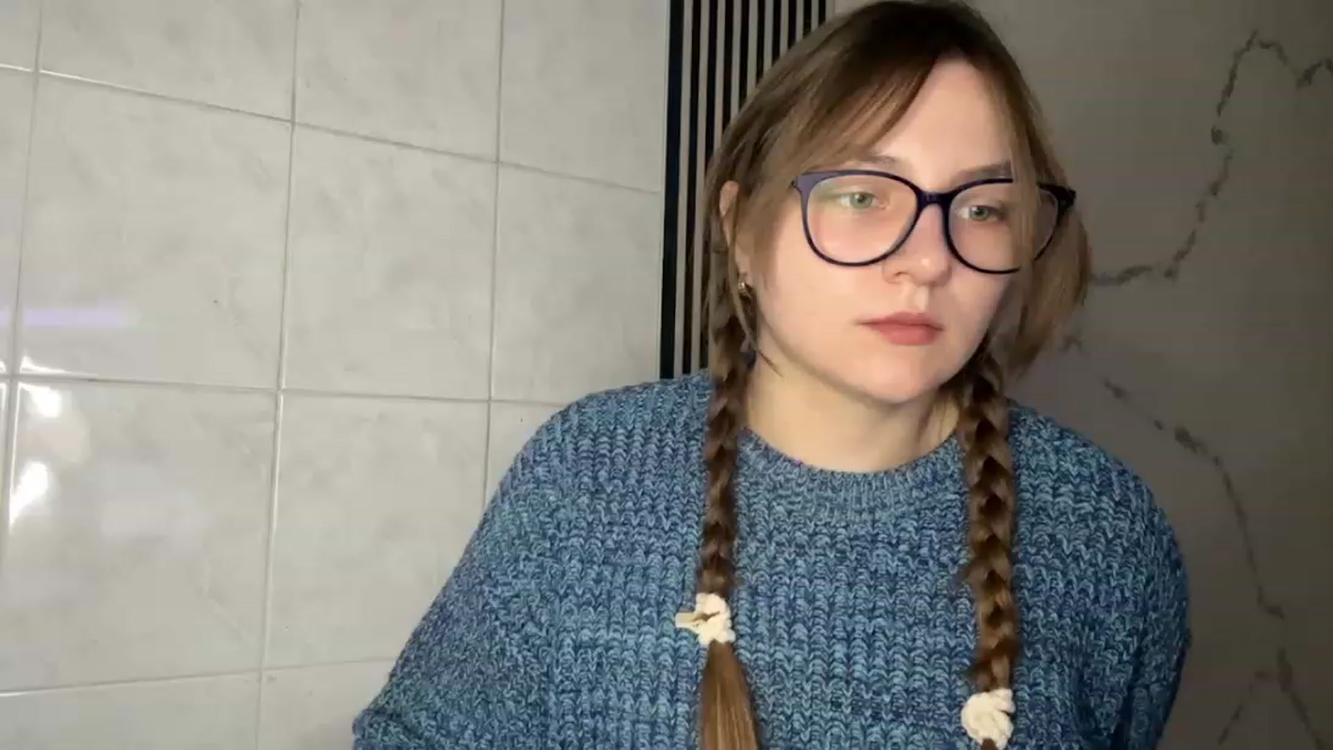 Gallery image thumbnail from Eve_Olive's myfreecams stream on, 12/10/2023, 24:55 image 13 of 20