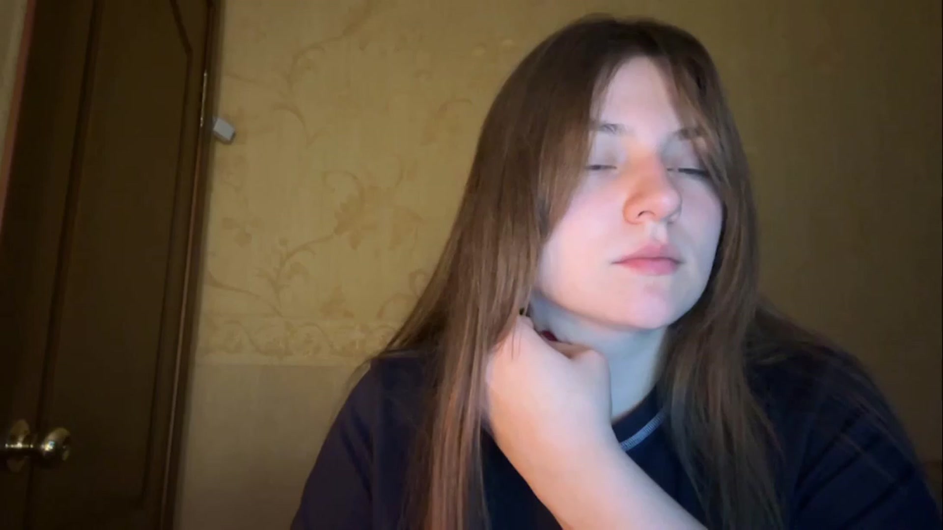 Gallery image thumbnail from Eve_Olive's myfreecams stream on, 01/04/2024, 23:48 image 6 of 20