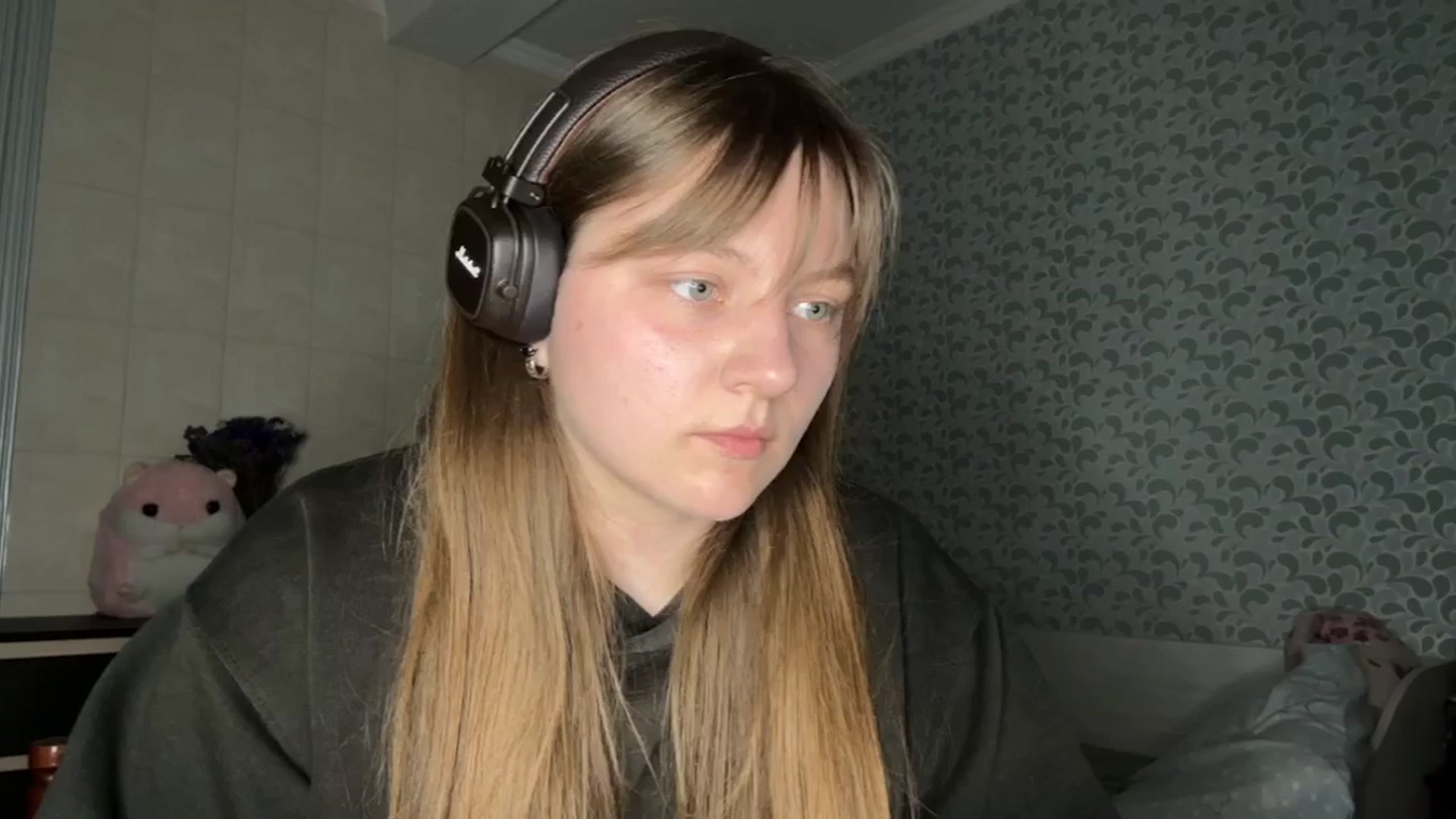 Gallery image thumbnail from Eve_Olive's myfreecams stream on, 04/14/2024, 22:18 image 2 of 20