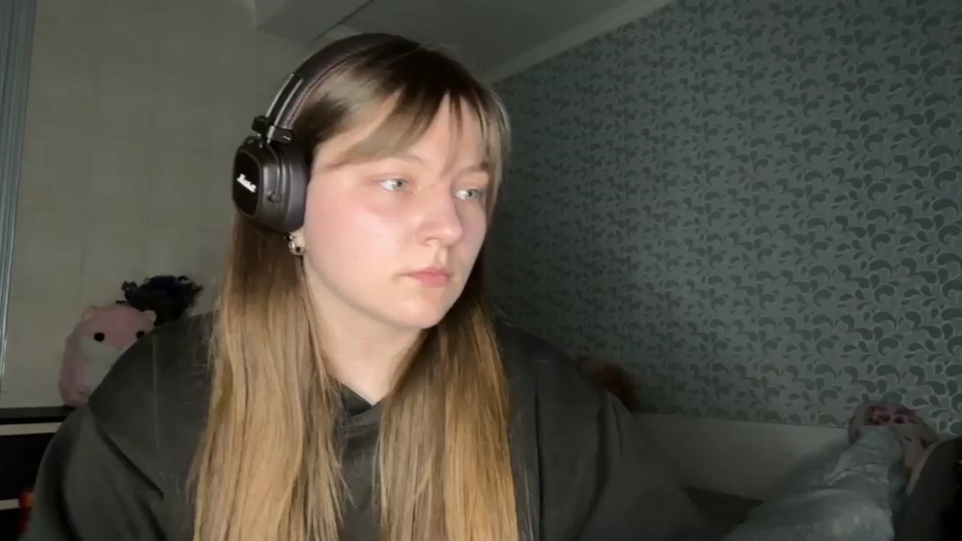 Gallery image thumbnail from Eve_Olive's myfreecams stream on, 04/14/2024, 22:18 image 1 of 20