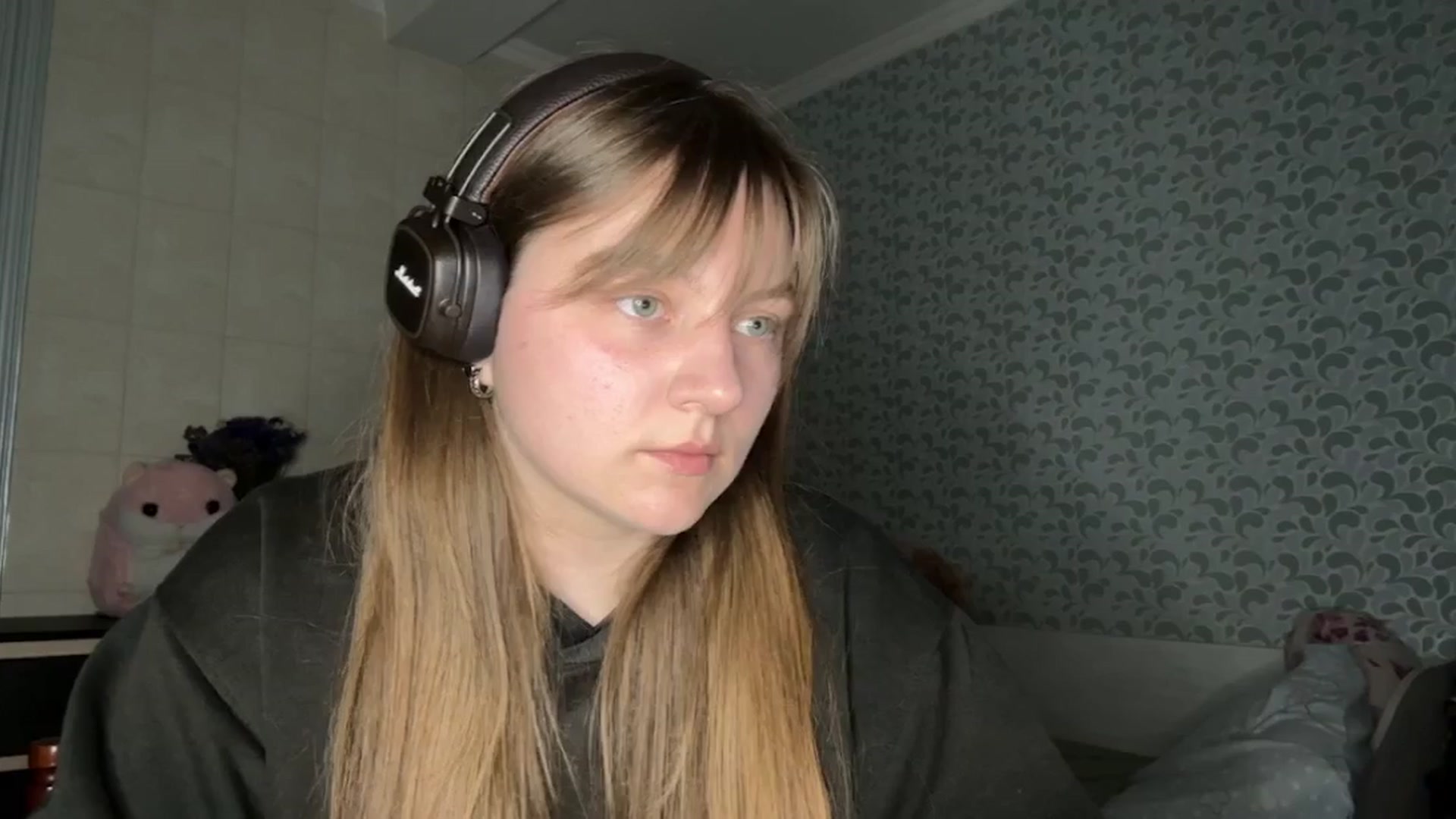 Gallery image thumbnail from Eve_Olive's myfreecams stream on, 04/14/2024, 22:18 image 5 of 20