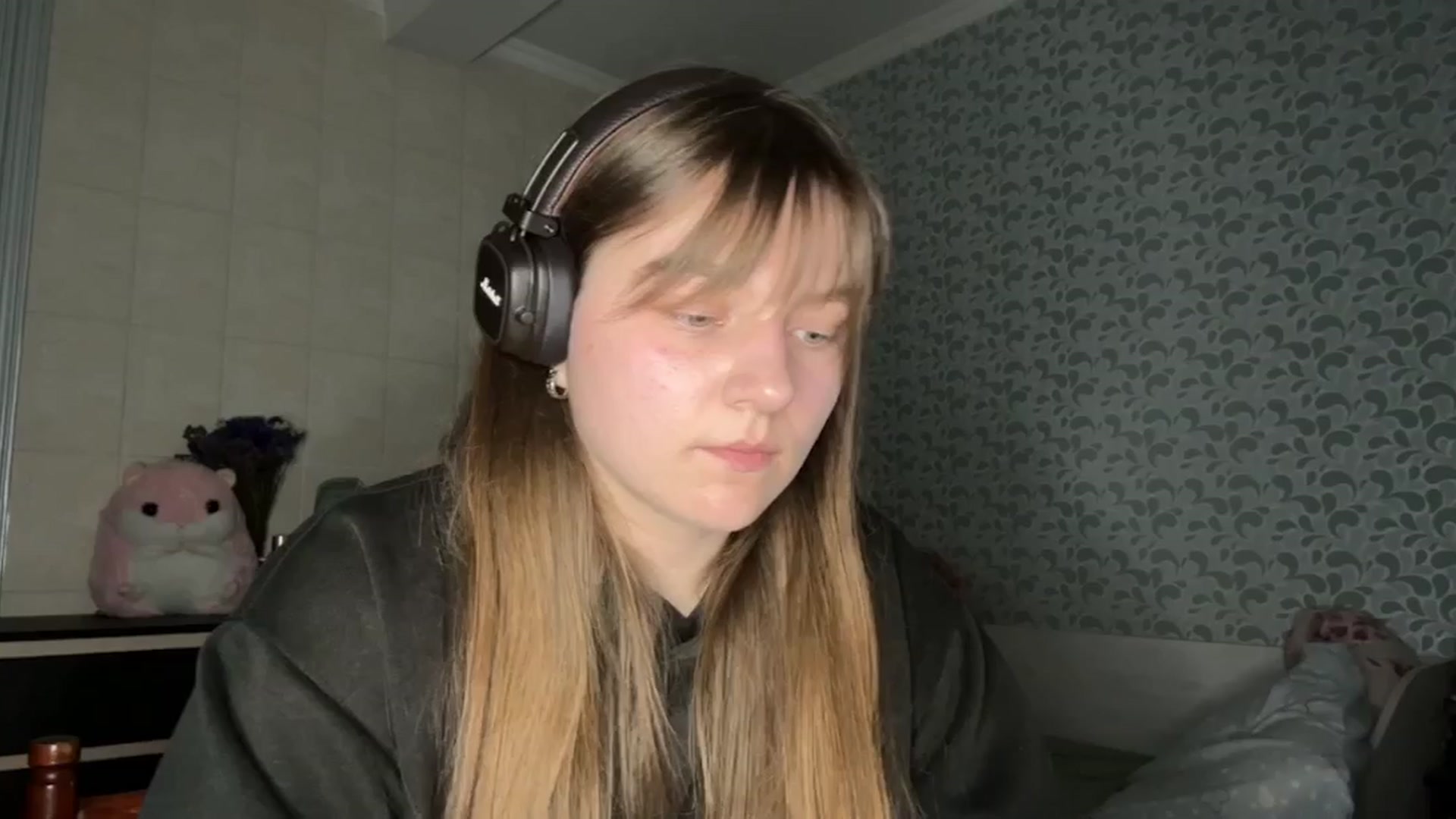 Gallery image thumbnail from Eve_Olive's myfreecams stream on, 04/14/2024, 22:18 image 20 of 20