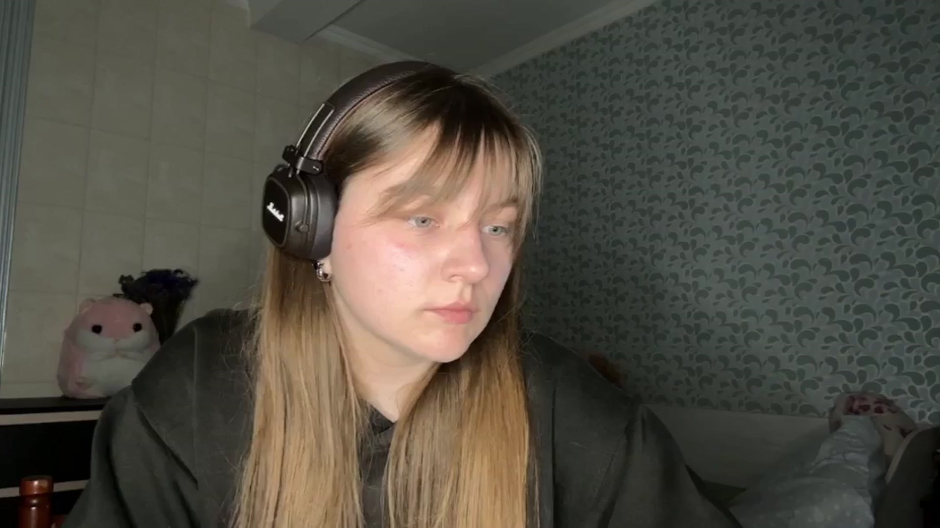 Gallery image thumbnail from Eve_Olive's myfreecams stream on, 04/14/2024, 22:18 image 13 of 20