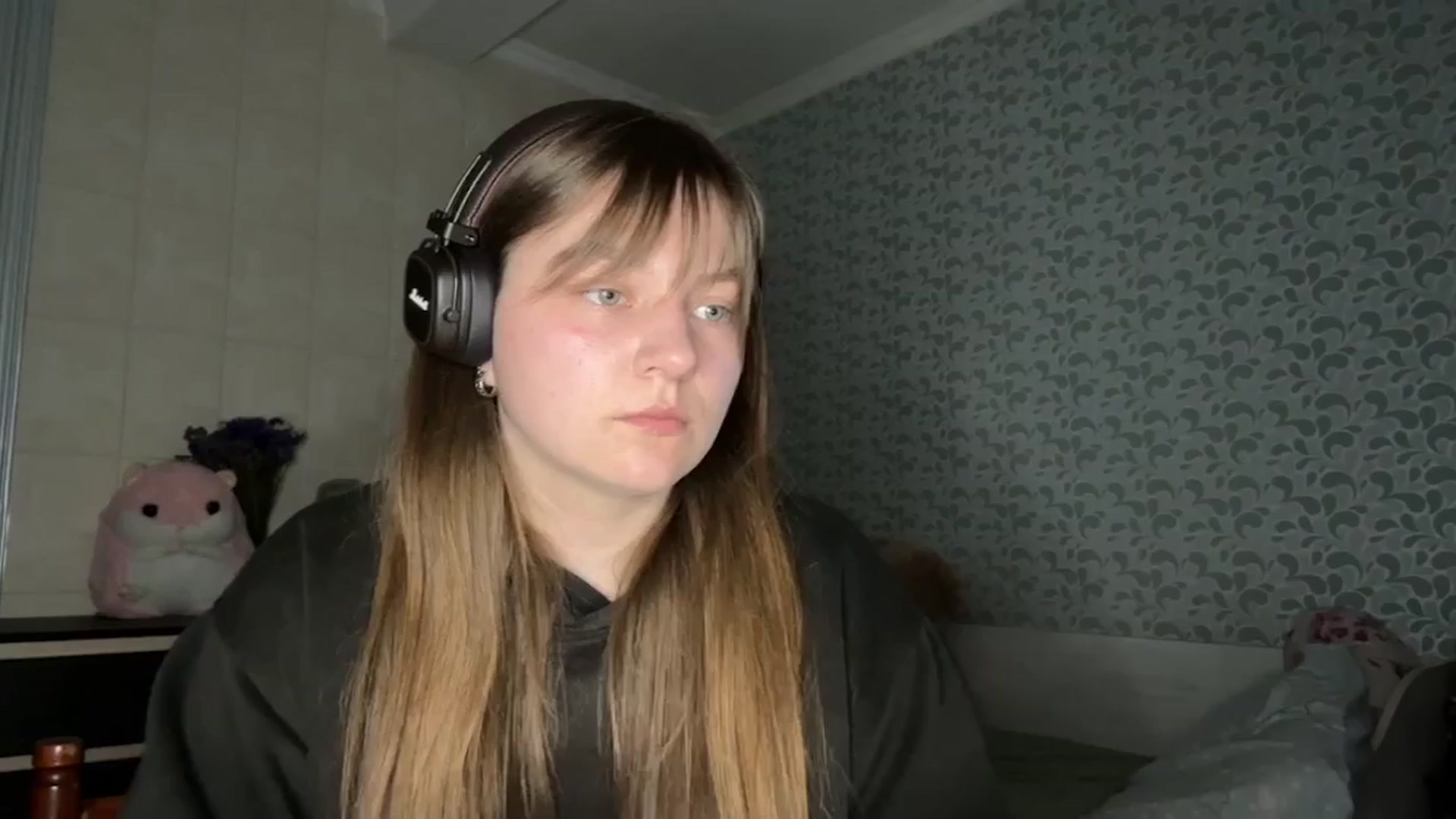 Gallery image thumbnail from Eve_Olive's myfreecams stream on, 04/14/2024, 22:18 image 12 of 20
