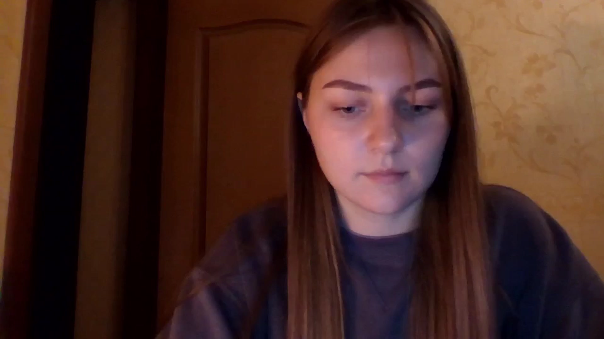 Gallery image thumbnail from Eve_Oliveee's myfreecams stream on, 10/04/2024, 21:46 image 4 of 20