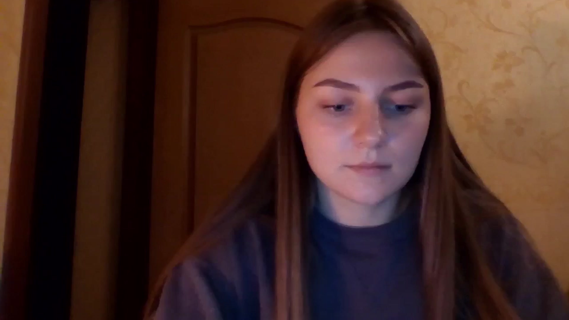Gallery image thumbnail from Eve_Oliveee's myfreecams stream on, 10/04/2024, 21:46 image 14 of 20