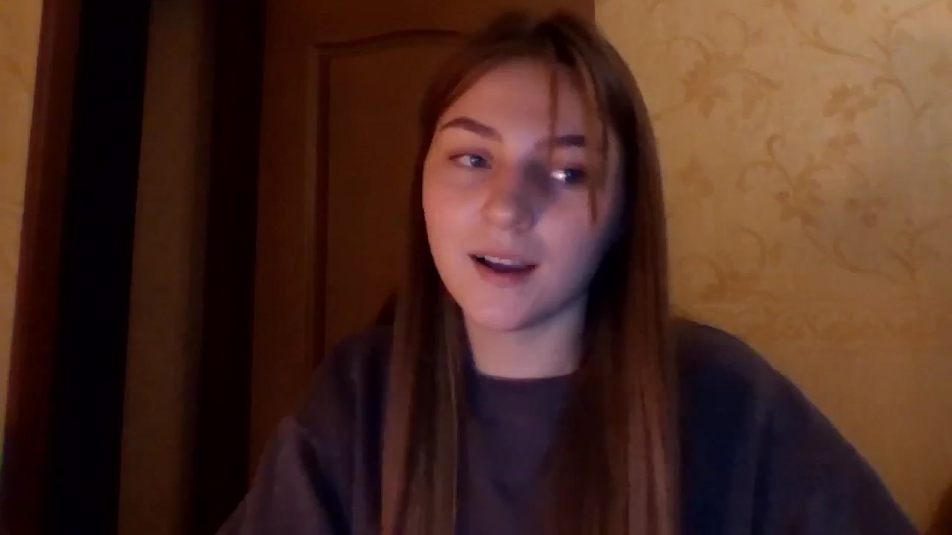 Gallery image thumbnail from Eve_Oliveee's myfreecams stream on, 10/04/2024, 21:46 image 9 of 20