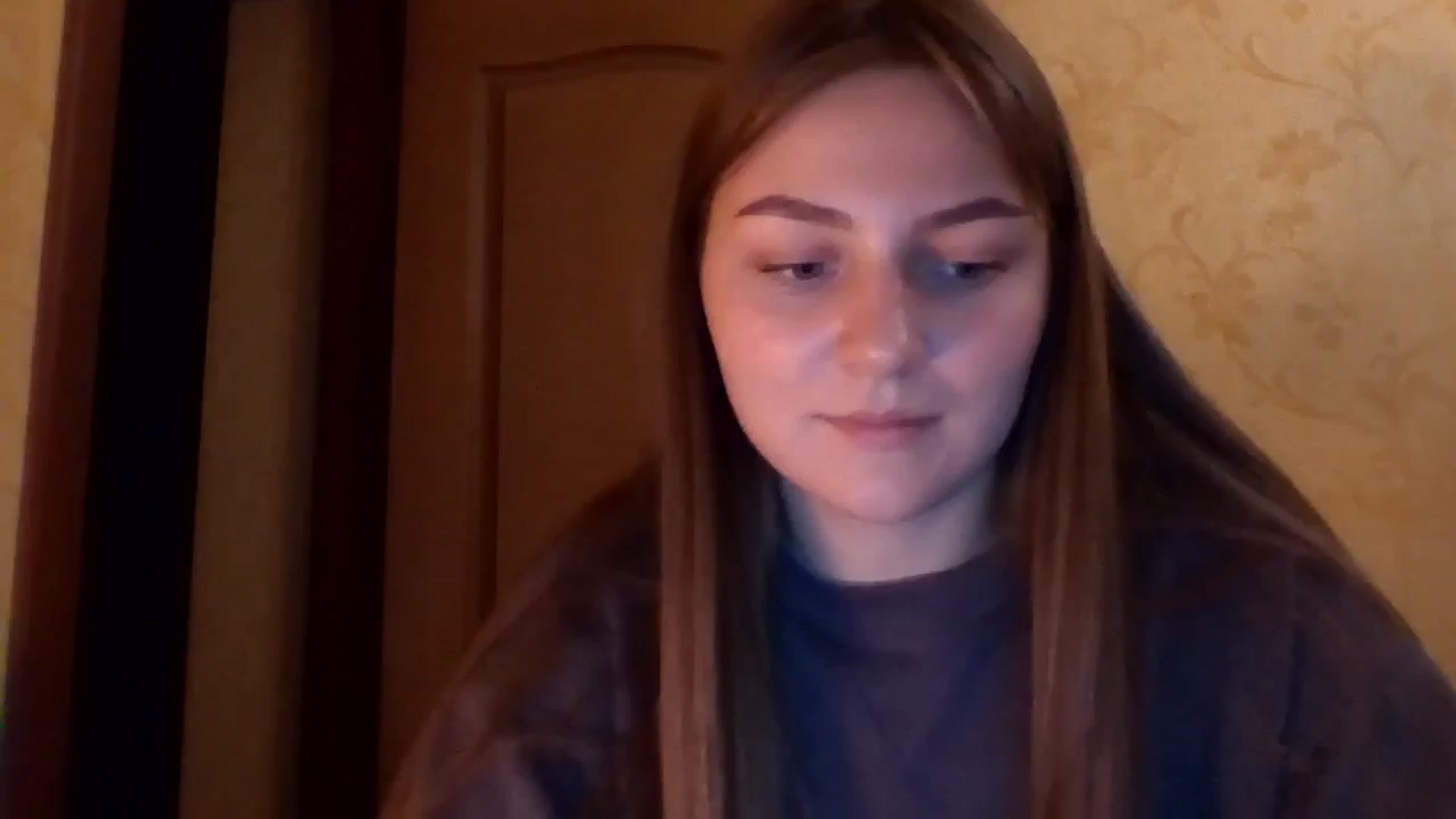 Gallery image thumbnail from Eve_Oliveee's myfreecams stream on, 10/04/2024, 21:46 image 16 of 20