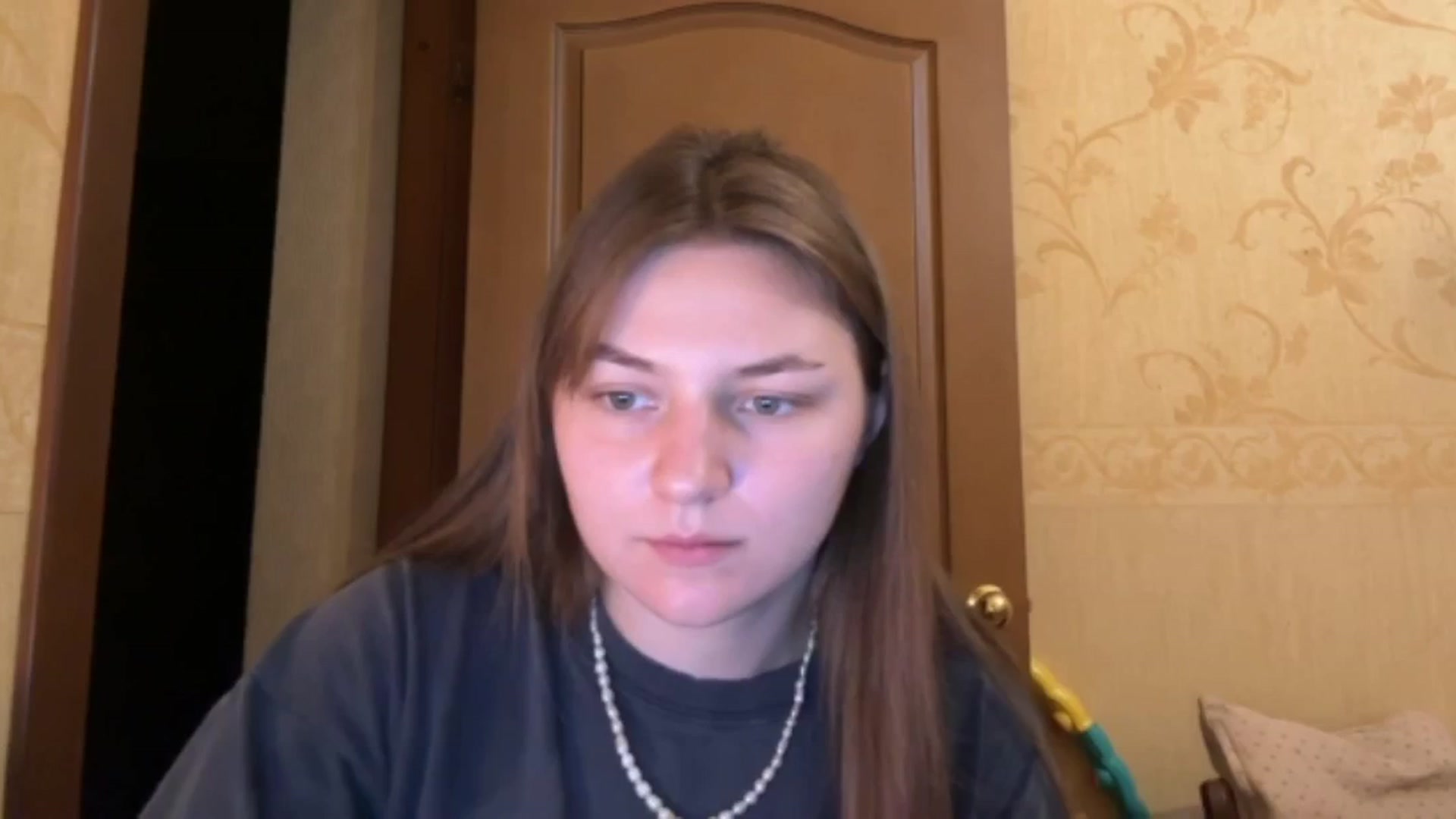 Gallery image thumbnail from Eve_Oliveee's myfreecams stream on, 10/07/2024, 23:02 image 14 of 20