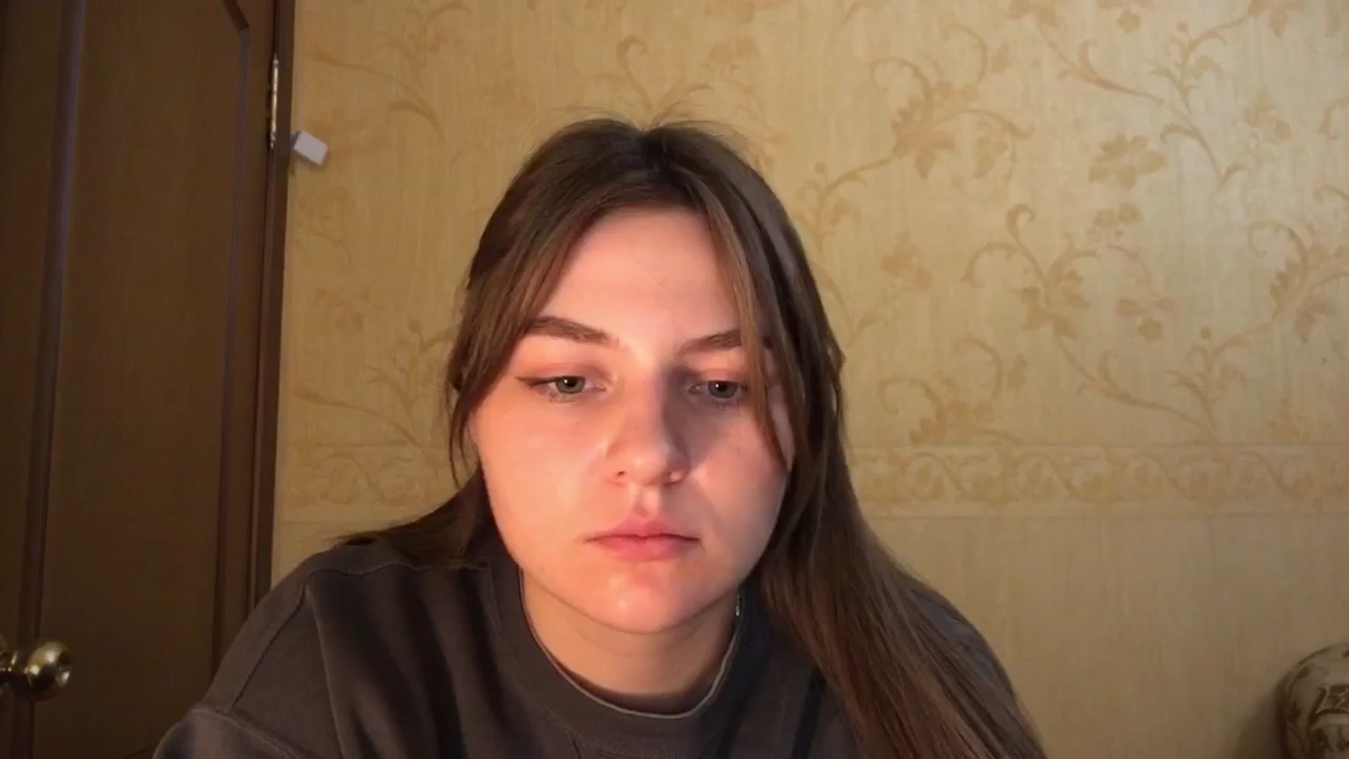 Gallery image thumbnail from Eve_Oliveee's myfreecams stream on, 11/16/2024, 21:33 image 2 of 20