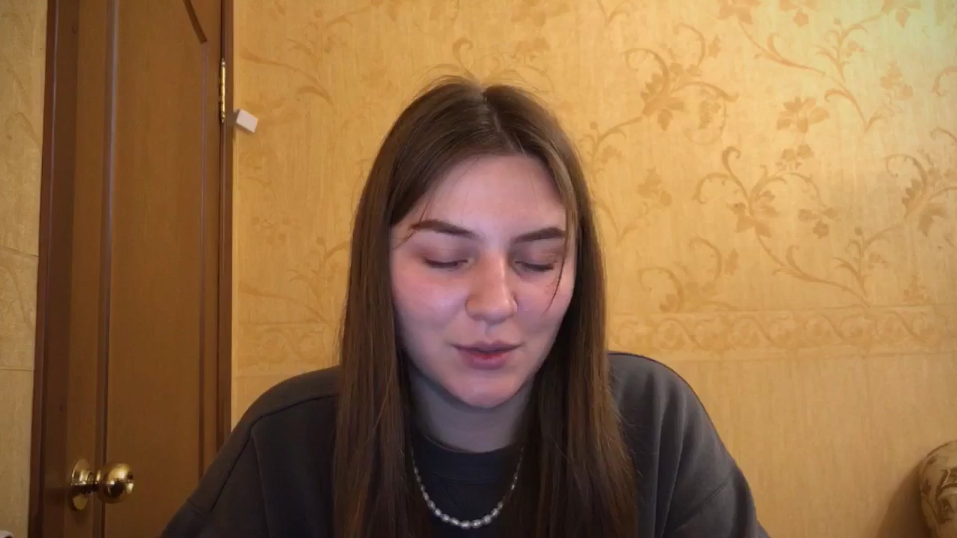 Gallery image thumbnail from Eve_Oliveee's myfreecams stream on, 11/23/2024, 22:38 image 15 of 20