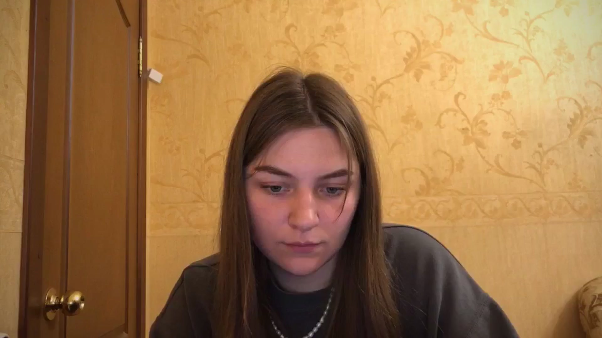 Gallery image thumbnail from Eve_Oliveee's myfreecams stream on, 11/23/2024, 22:38 image 9 of 20