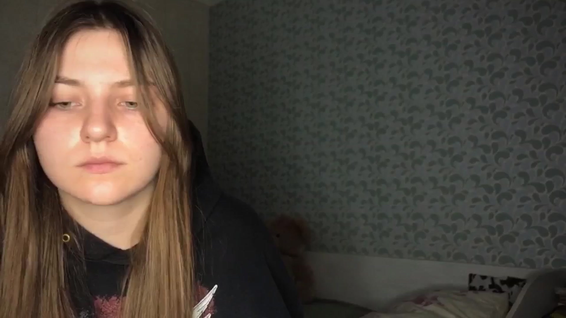 Gallery image thumbnail from Eve_Oliveee's myfreecams stream on, 12/23/2024, 23:07 image 16 of 20