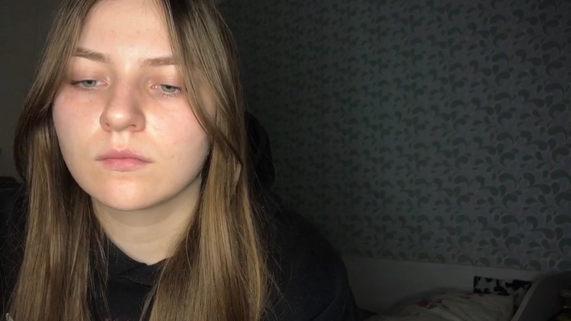 Gallery image thumbnail from Eve_Oliveee's myfreecams stream on, 12/23/2024, 23:07 image 19 of 20