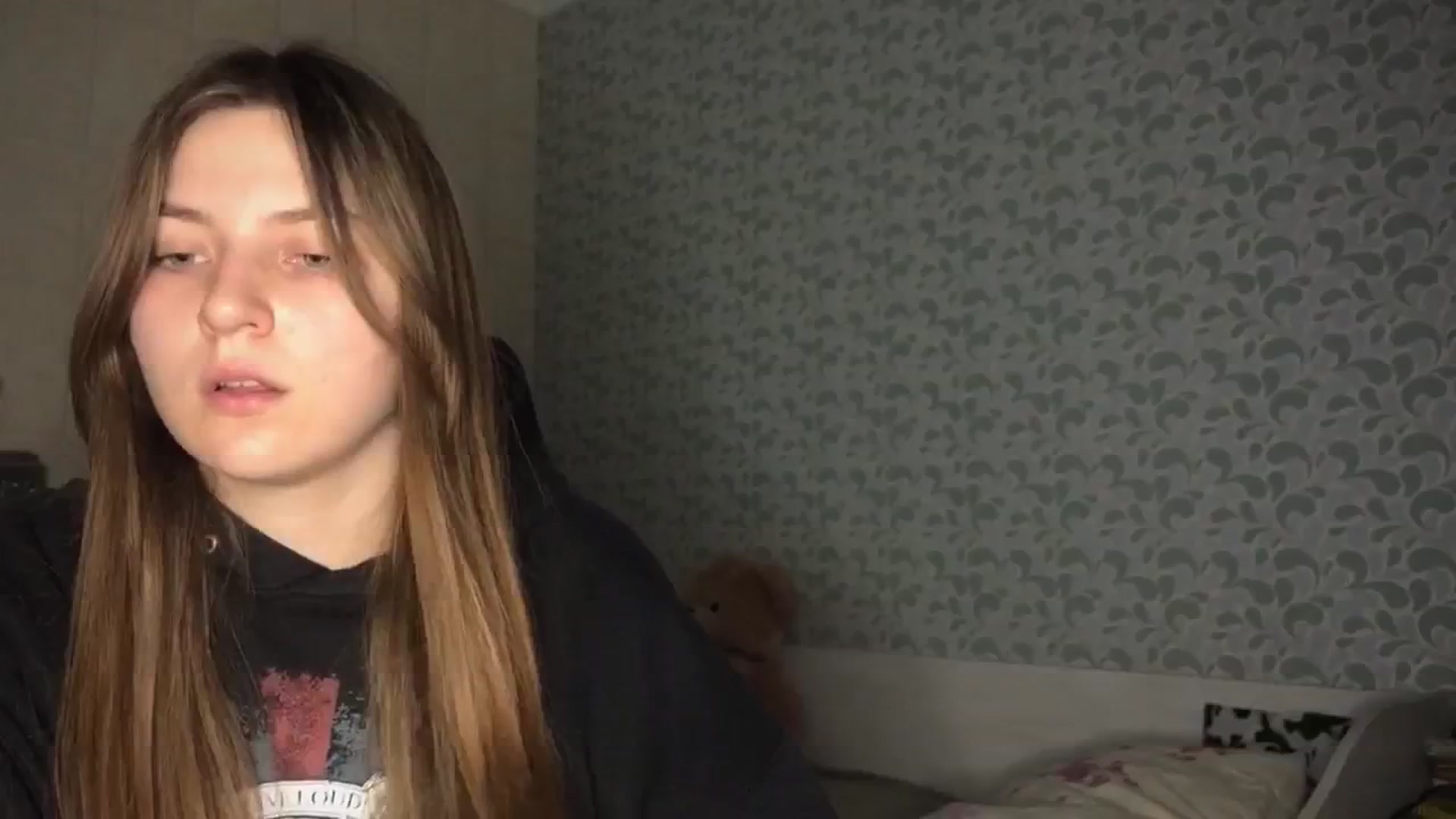 Gallery image thumbnail from Eve_Oliveee's myfreecams stream on, 12/23/2024, 23:07 image 14 of 20