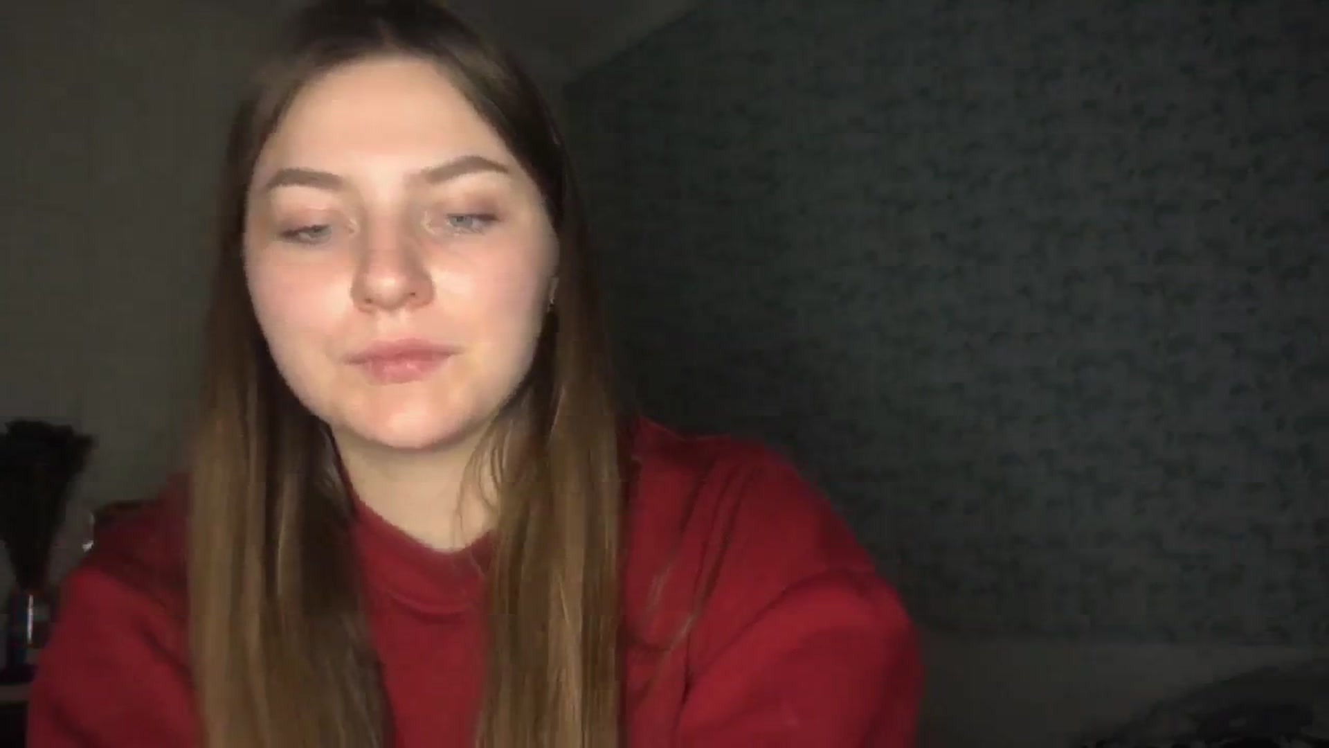 Gallery image thumbnail from Eve_Oliveee's myfreecams stream on, 12/25/2024, 22:44 image 19 of 20