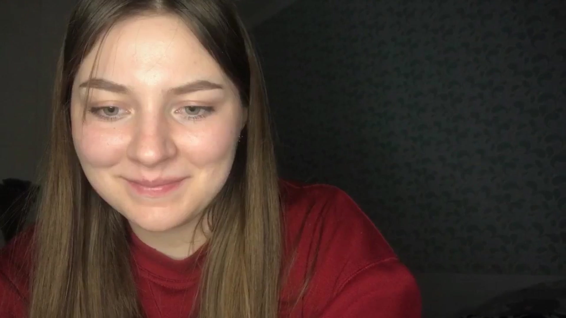 Gallery image thumbnail from Eve_Oliveee's myfreecams stream on, 12/25/2024, 22:44 image 18 of 20