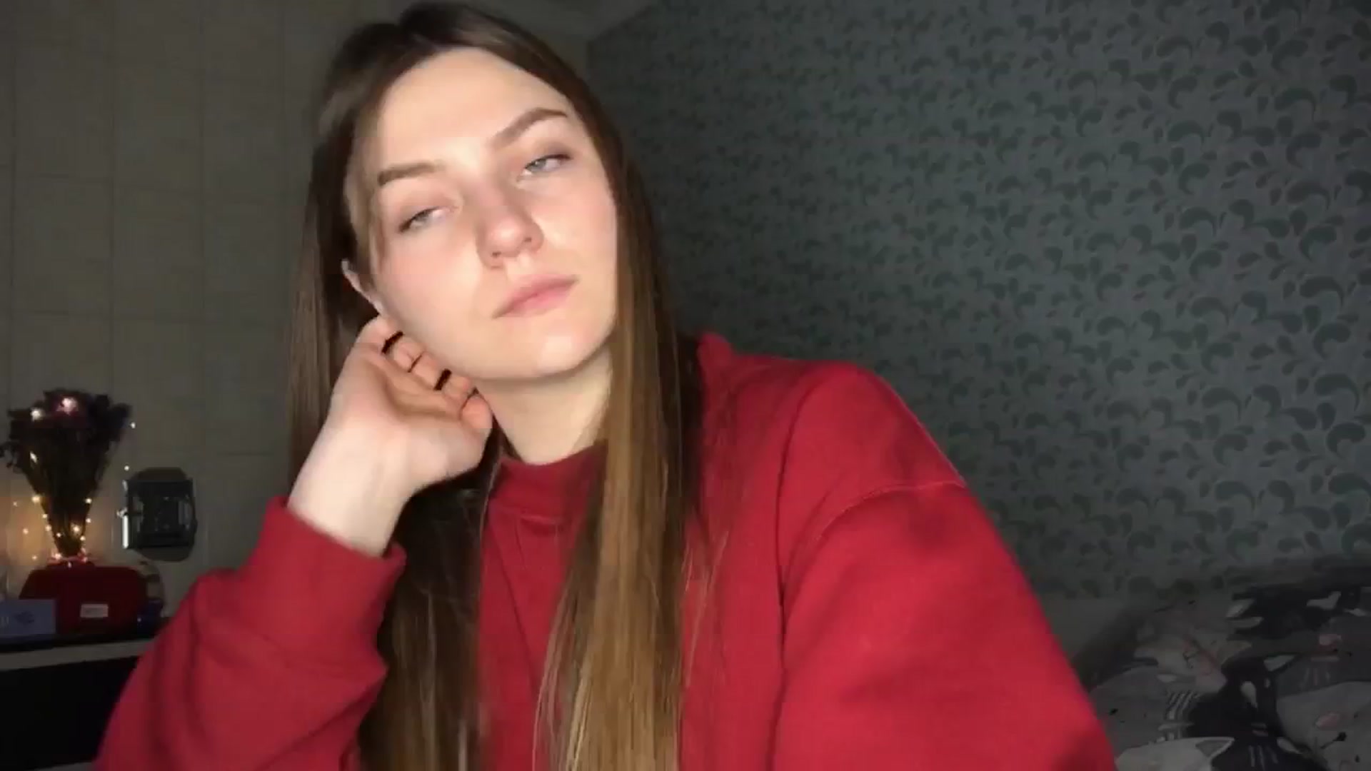 Gallery image thumbnail from Eve_Oliveee's myfreecams stream on, 12/26/2024, 22:52 image 14 of 20