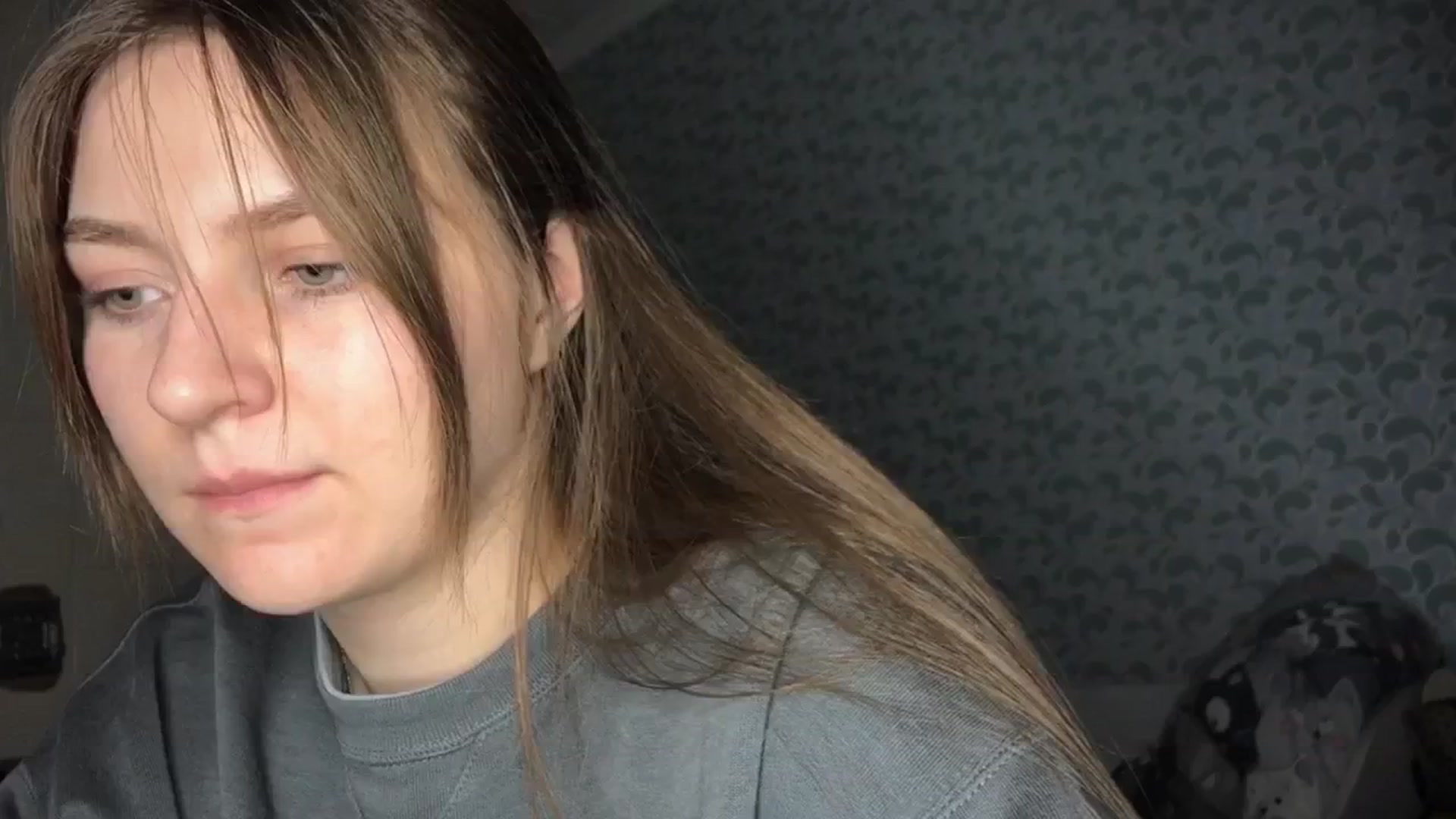 Gallery image thumbnail from Eve_Oliveee's myfreecams stream on, 12/27/2024, 22:18 image 10 of 20