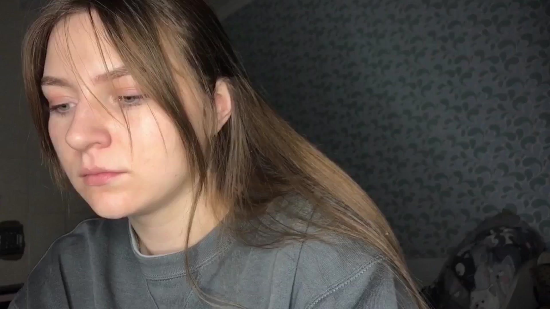 Gallery image thumbnail from Eve_Oliveee's myfreecams stream on, 12/27/2024, 22:18 image 12 of 20