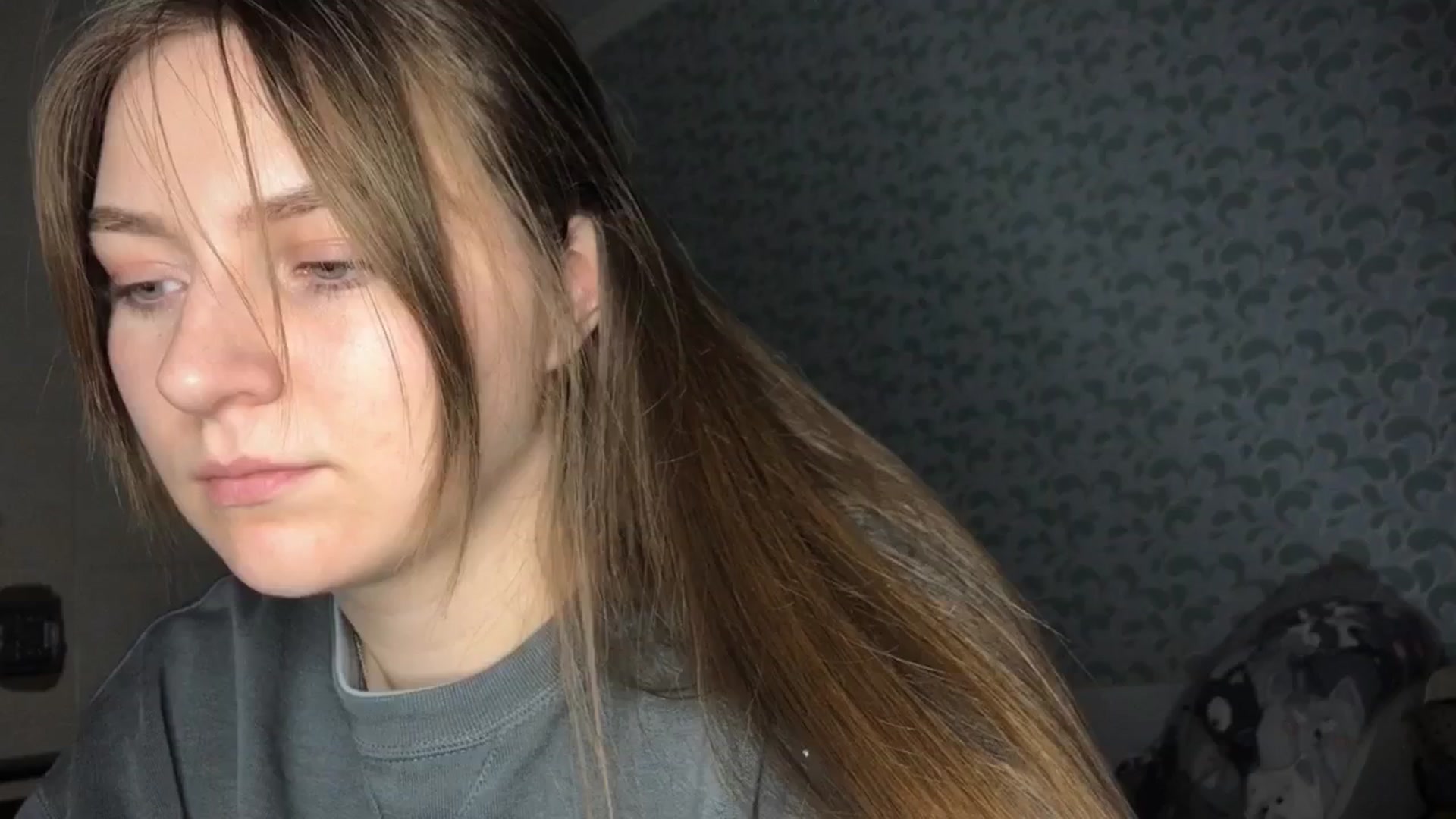 Gallery image thumbnail from Eve_Oliveee's myfreecams stream on, 12/27/2024, 22:18 image 17 of 20
