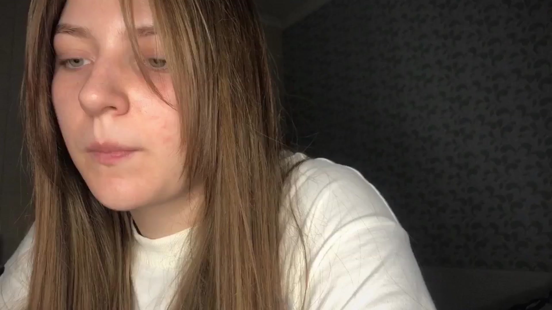 Gallery image thumbnail from Eve_Oliveee's myfreecams stream on, 12/28/2024, 23:18 image 9 of 20