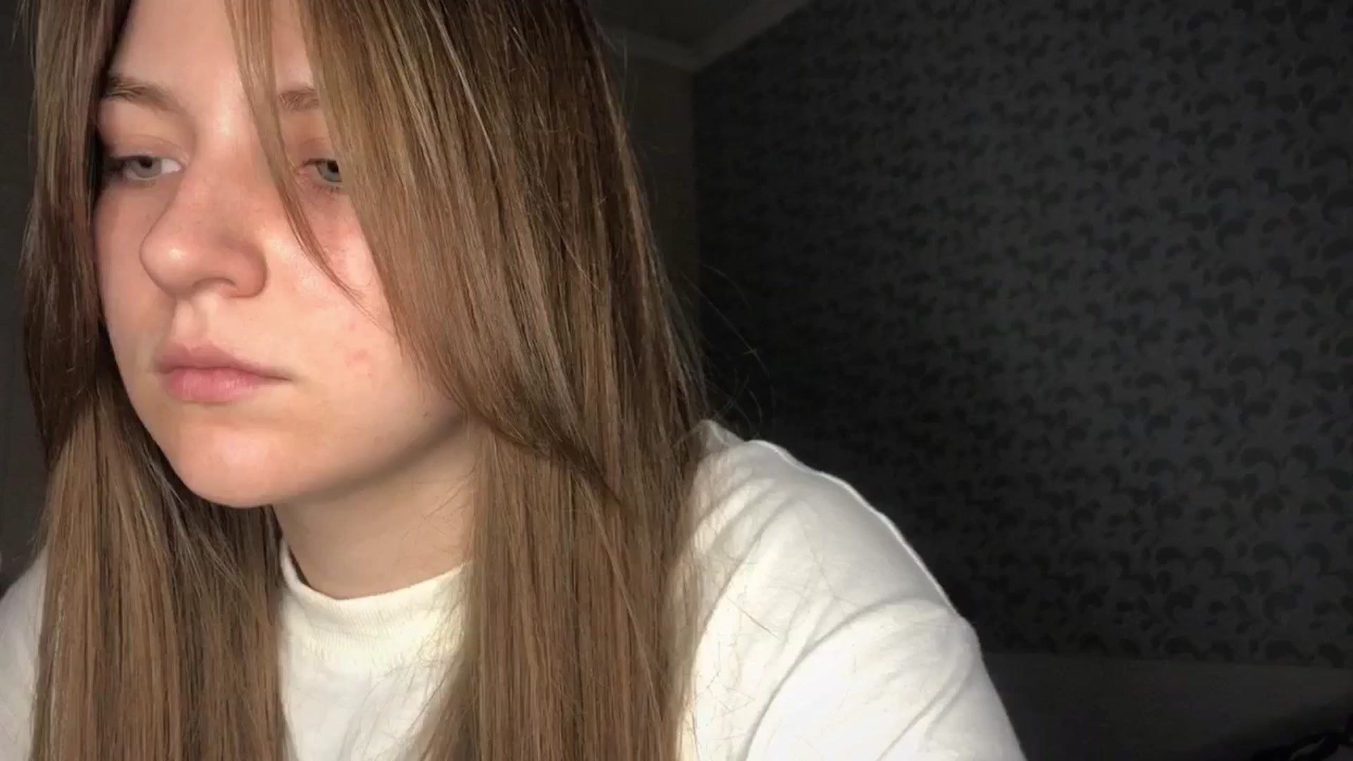 Gallery image thumbnail from Eve_Oliveee's myfreecams stream on, 12/28/2024, 23:18 image 6 of 20