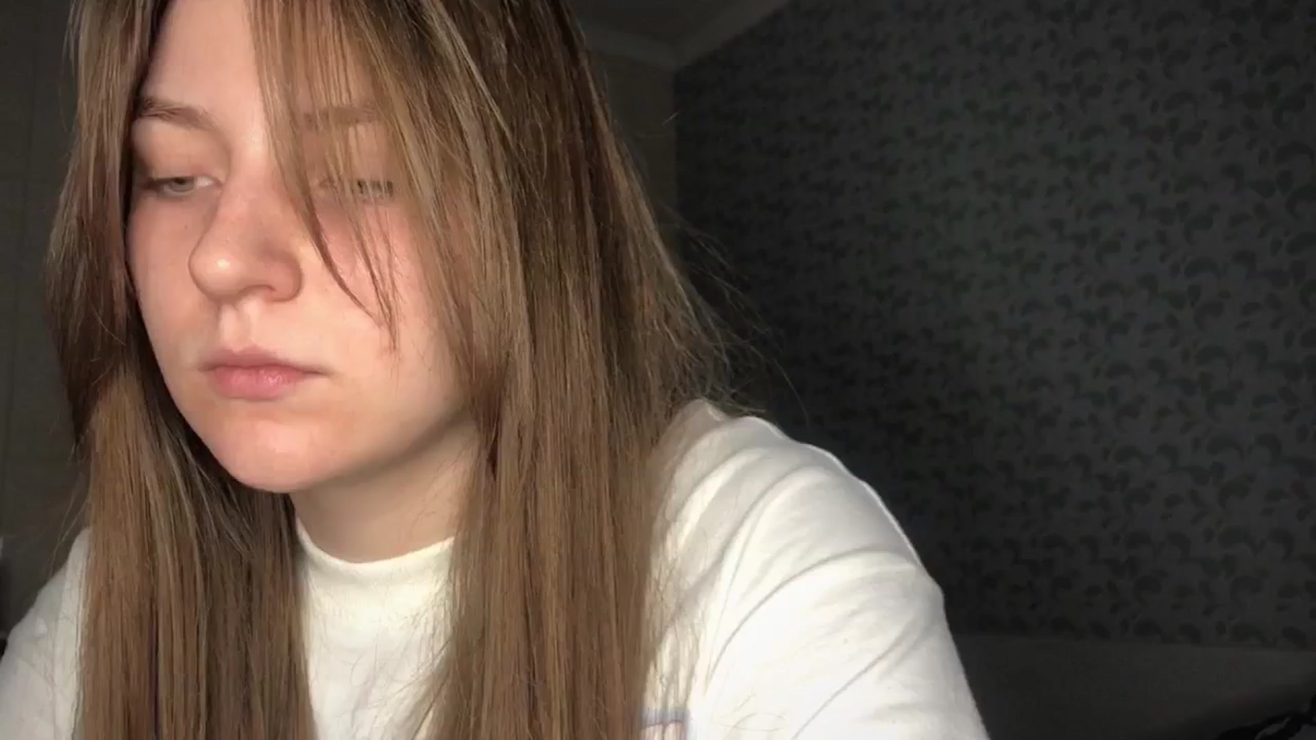 Gallery image thumbnail from Eve_Oliveee's myfreecams stream on, 12/28/2024, 23:18 image 3 of 20