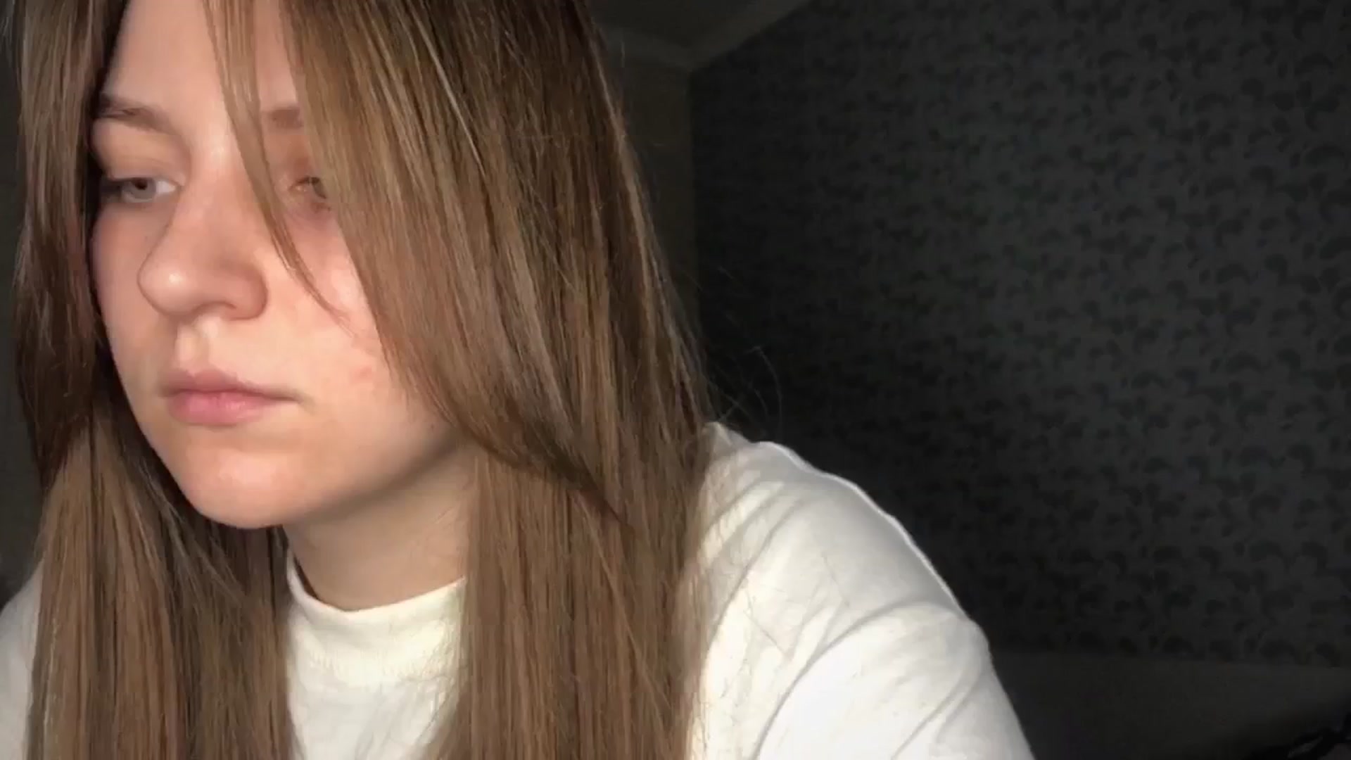 Gallery image thumbnail from Eve_Oliveee's myfreecams stream on, 12/28/2024, 23:18 image 7 of 20