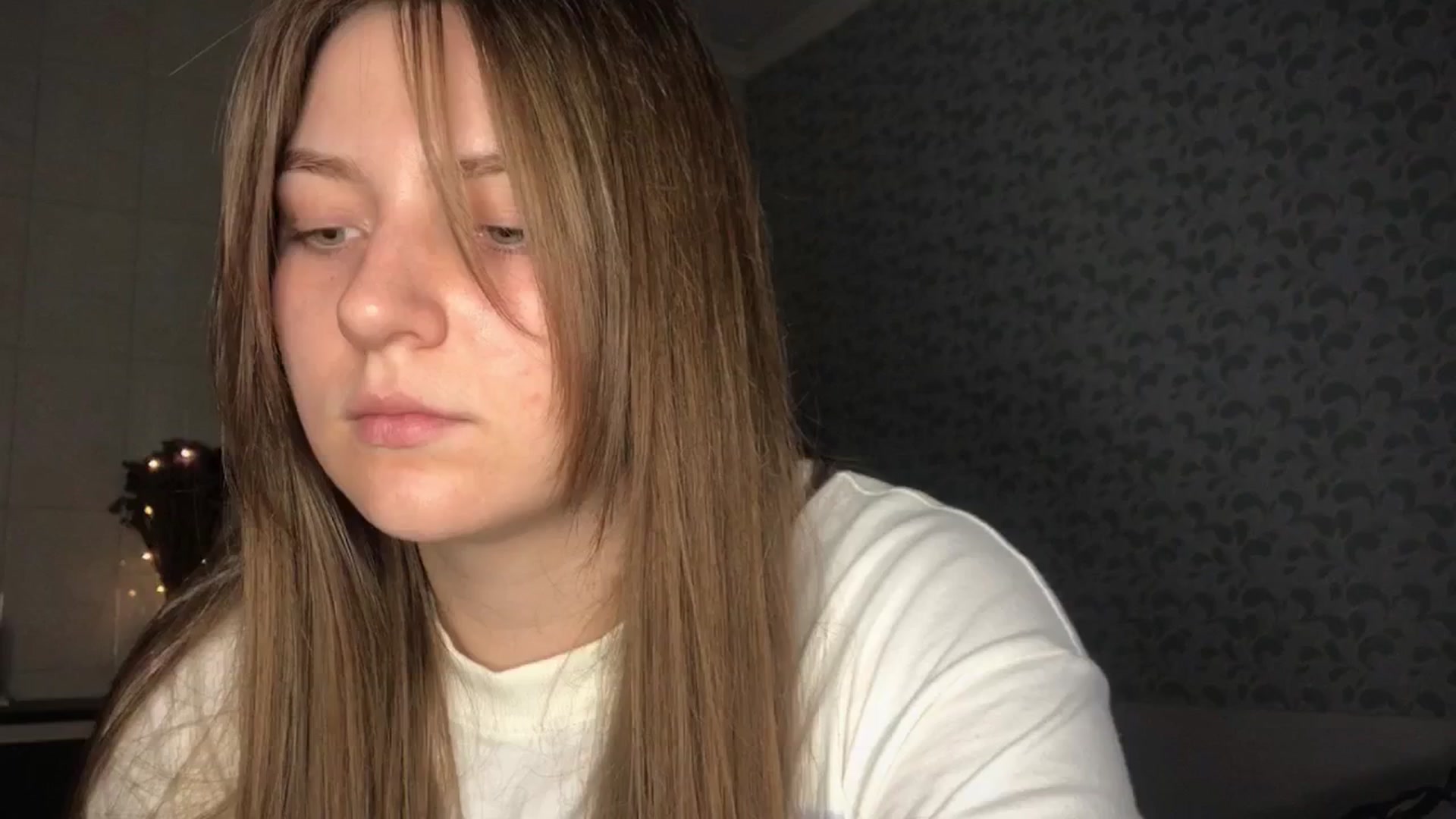 Gallery image thumbnail from Eve_Oliveee's myfreecams stream on, 12/28/2024, 23:18 image 20 of 20