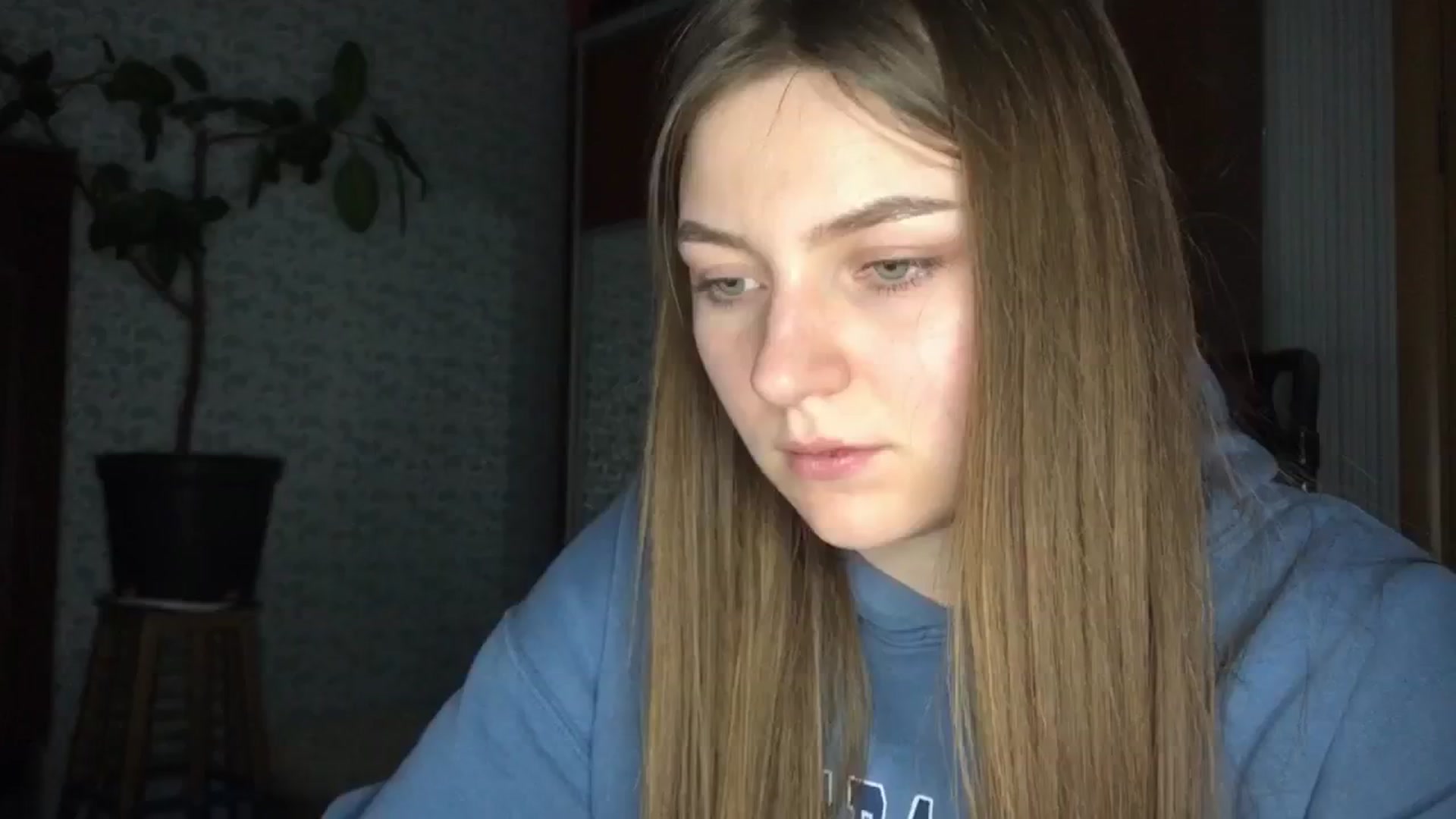 Gallery image thumbnail from Eve_Oliveee's myfreecams stream on, 12/30/2024, 23:18 image 20 of 20