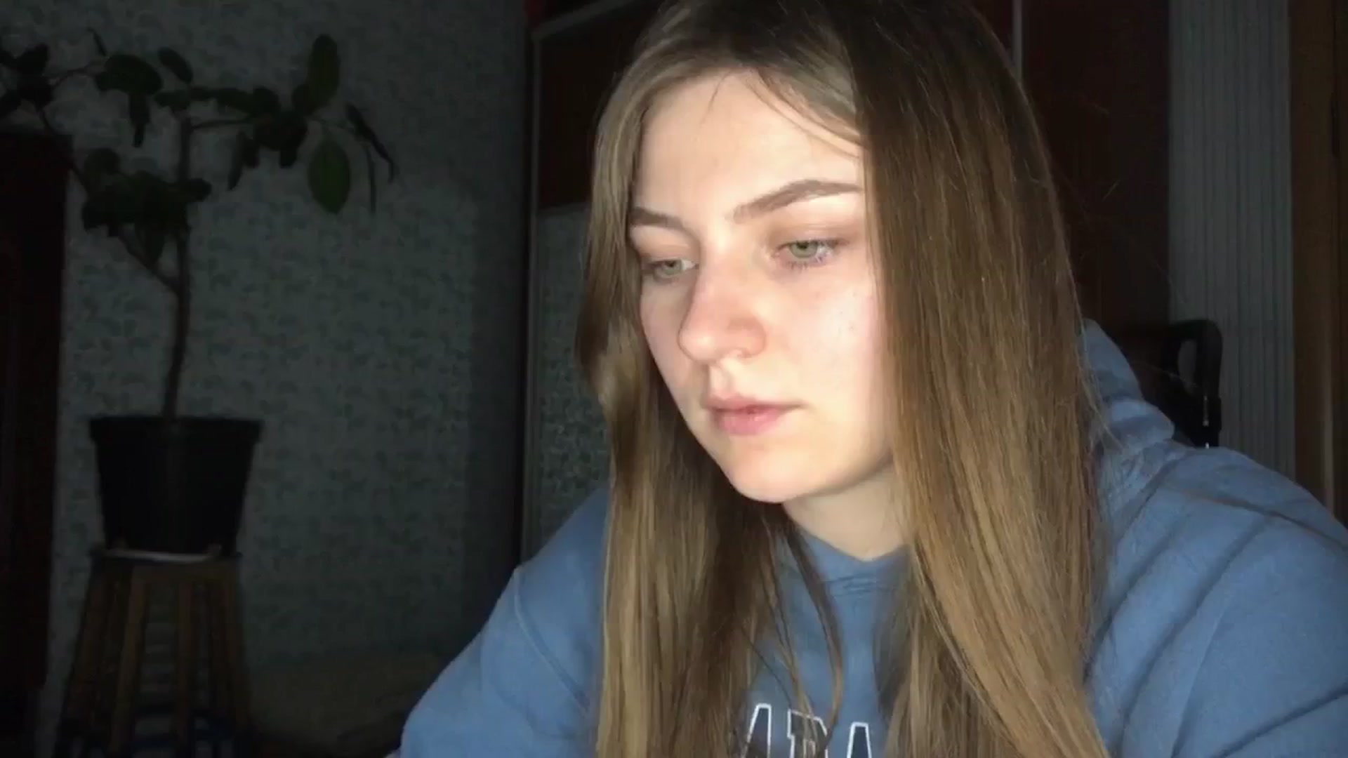 Gallery image thumbnail from Eve_Oliveee's myfreecams stream on, 12/30/2024, 23:18 image 16 of 20
