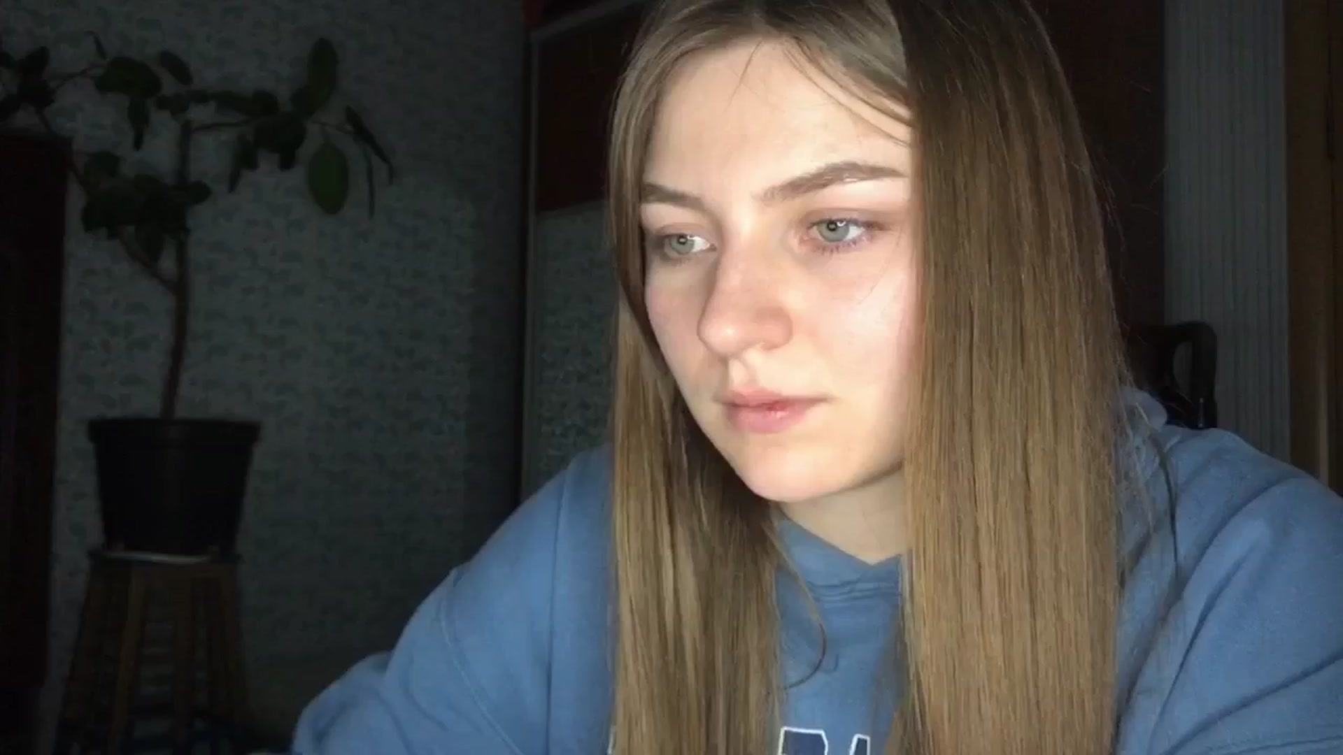 Gallery image thumbnail from Eve_Oliveee's myfreecams stream on, 12/30/2024, 23:18 image 8 of 20