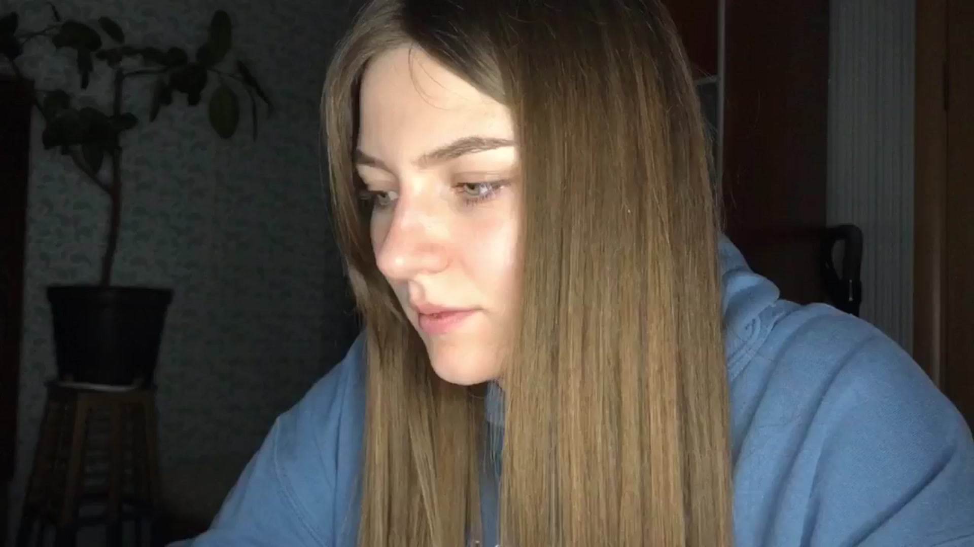 Gallery image thumbnail from Eve_Oliveee's myfreecams stream on, 12/31/2024, 24:17 image 18 of 20