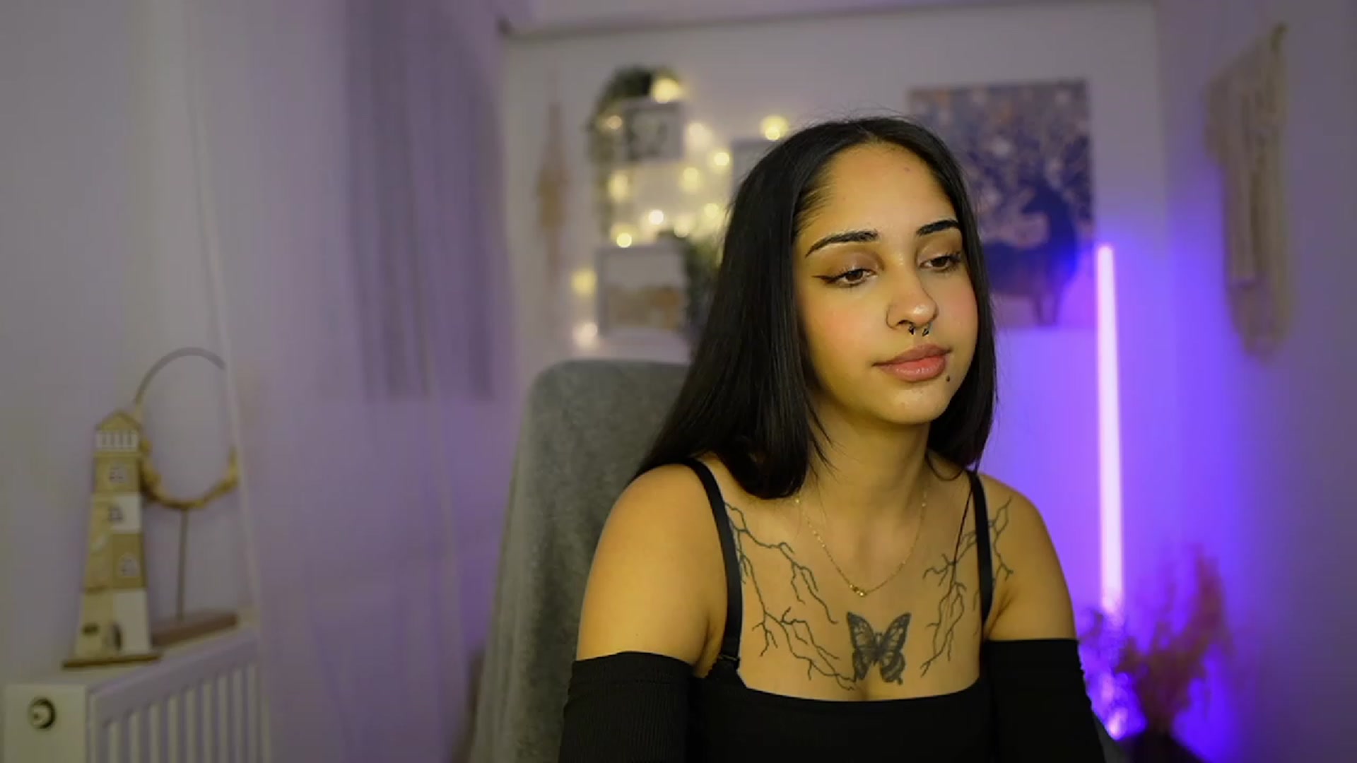 Gallery image thumbnail from Eve_Sweet18's myfreecams stream on, 01/03/2024, 19:58 image 8 of 20