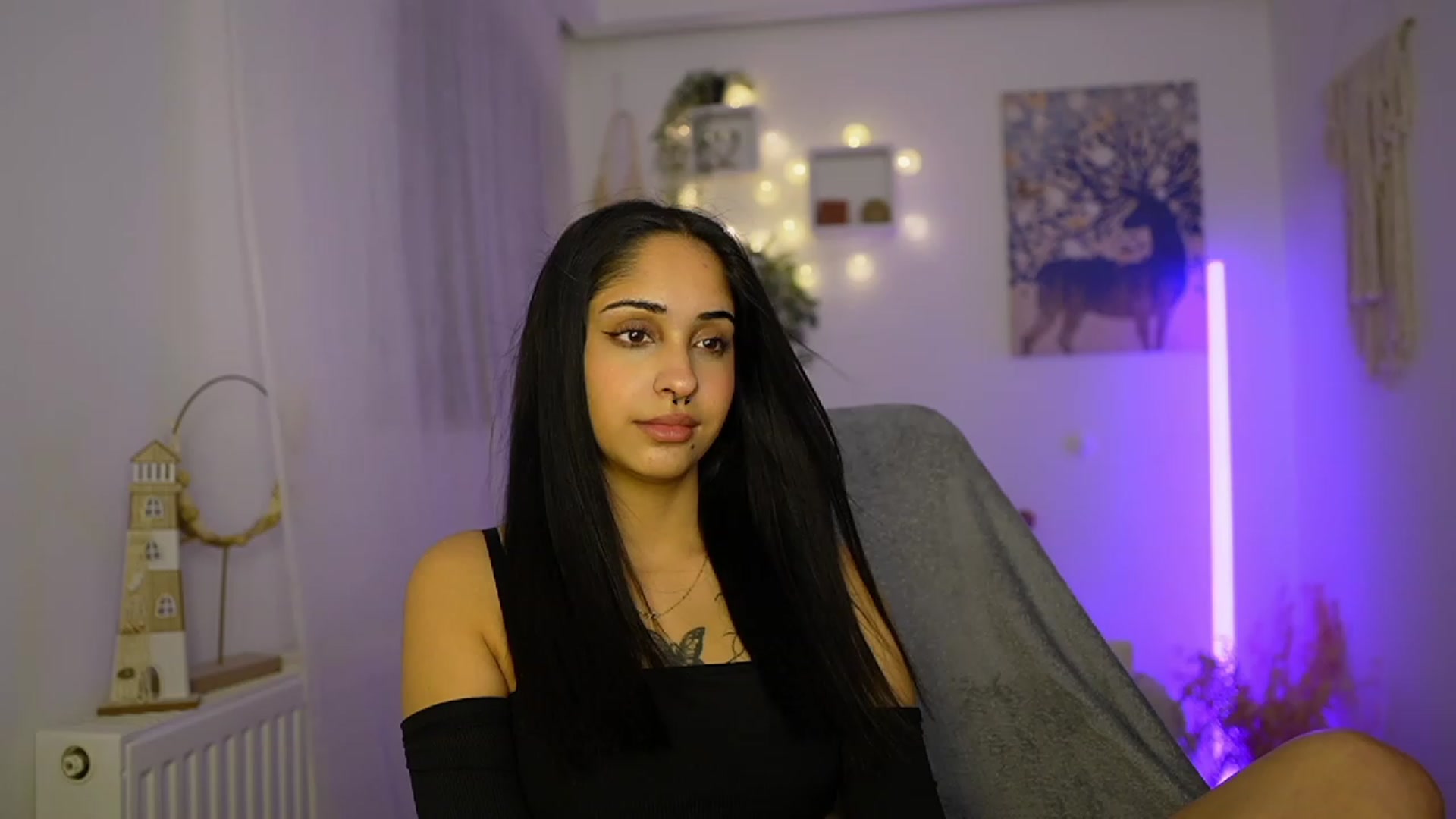 Gallery image thumbnail from Eve_Sweet18's myfreecams stream on, 01/03/2024, 20:50 image 20 of 20