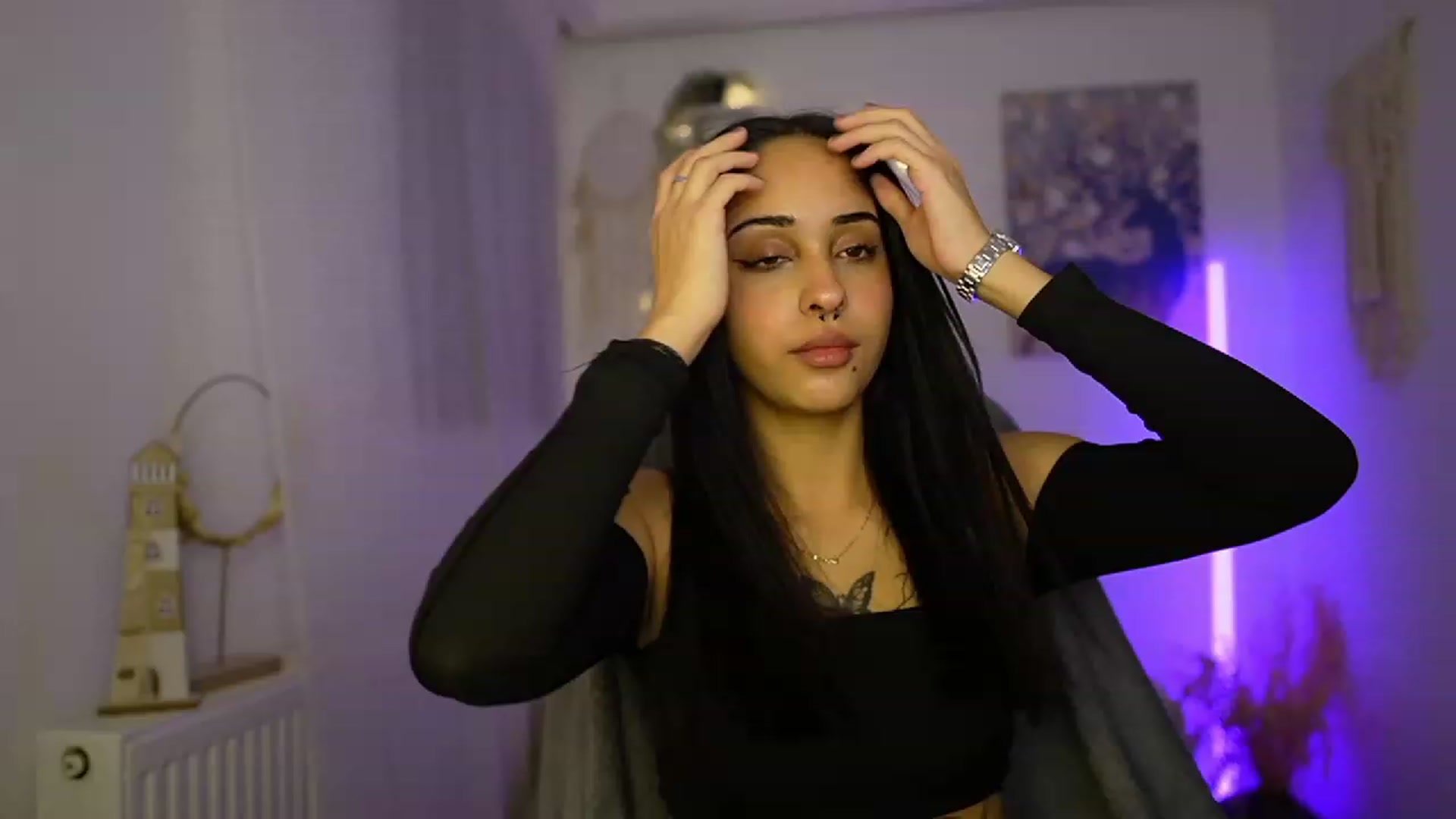 Gallery image thumbnail from Eve_Sweet18's myfreecams stream on, 01/03/2024, 20:50 image 18 of 20