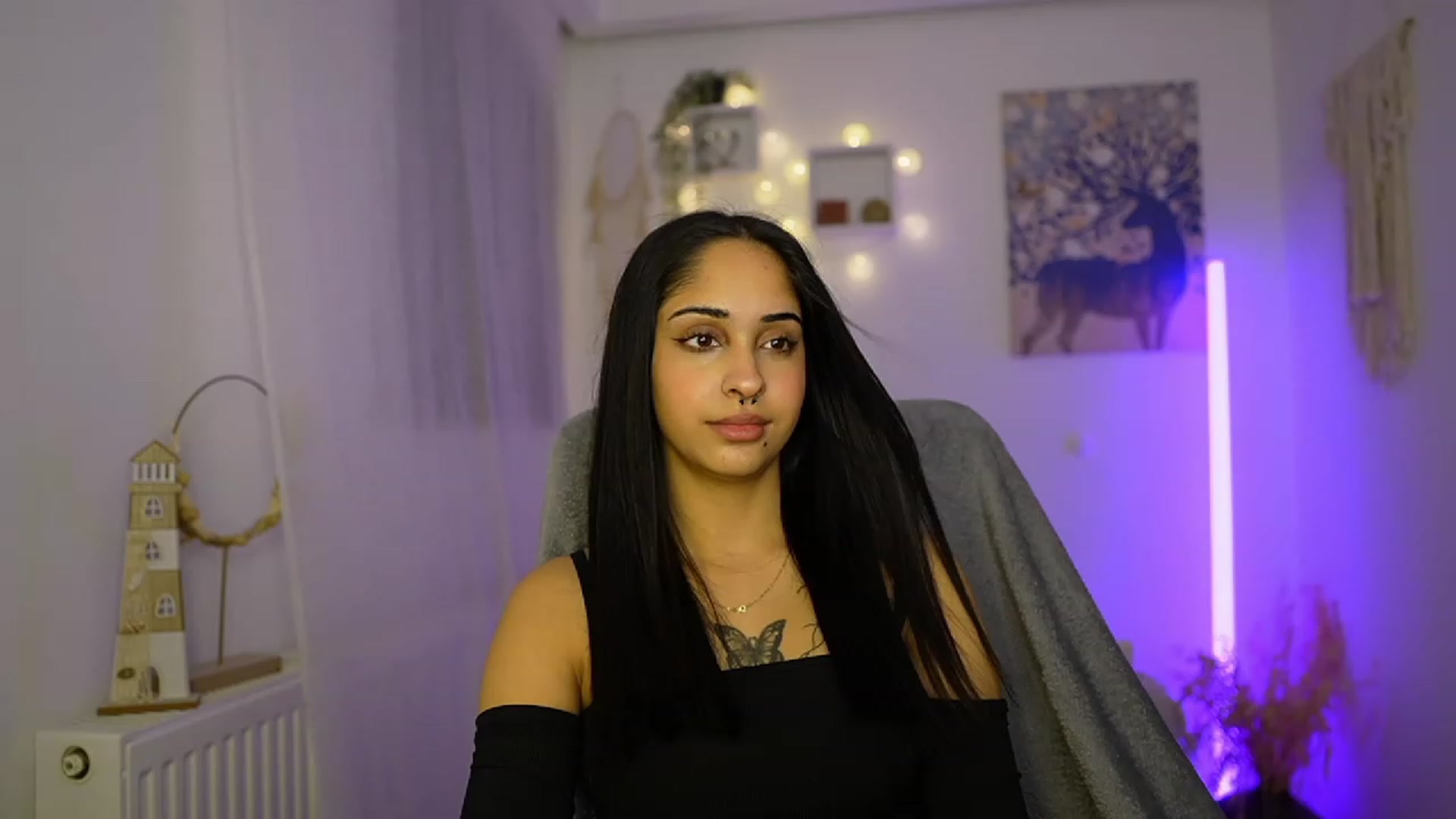 Gallery image thumbnail from Eve_Sweet18's myfreecams stream on, 01/03/2024, 20:50 image 19 of 20