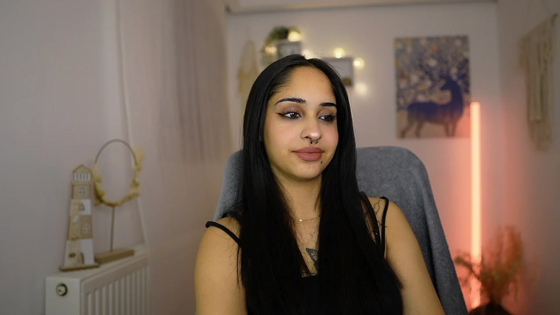 Gallery image thumbnail from Eve_Sweet18's myfreecams stream on, 01/11/2024, 20:14 image 10 of 20