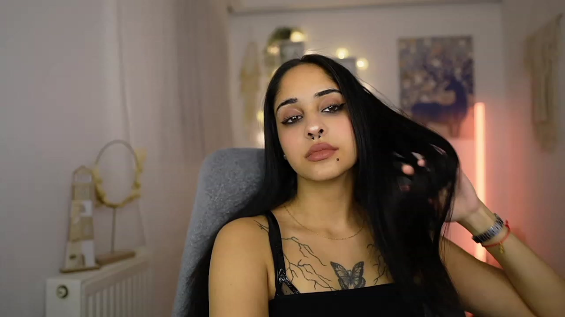 Gallery image thumbnail from Eve_Sweet18's myfreecams stream on, 01/11/2024, 20:14 image 20 of 20