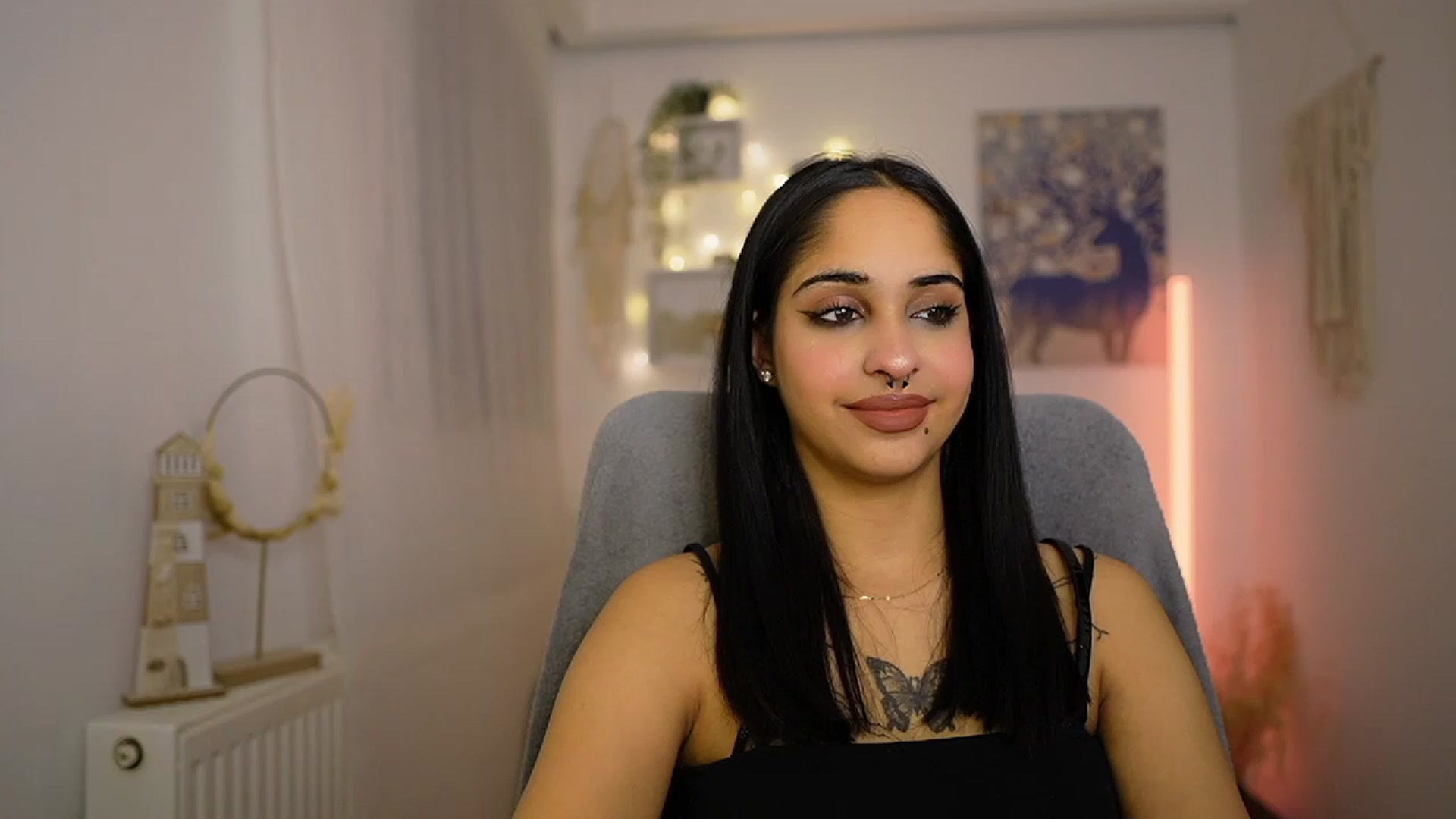 Gallery image thumbnail from Eve_Sweet18's myfreecams stream on, 01/18/2024, 19:32 image 4 of 20