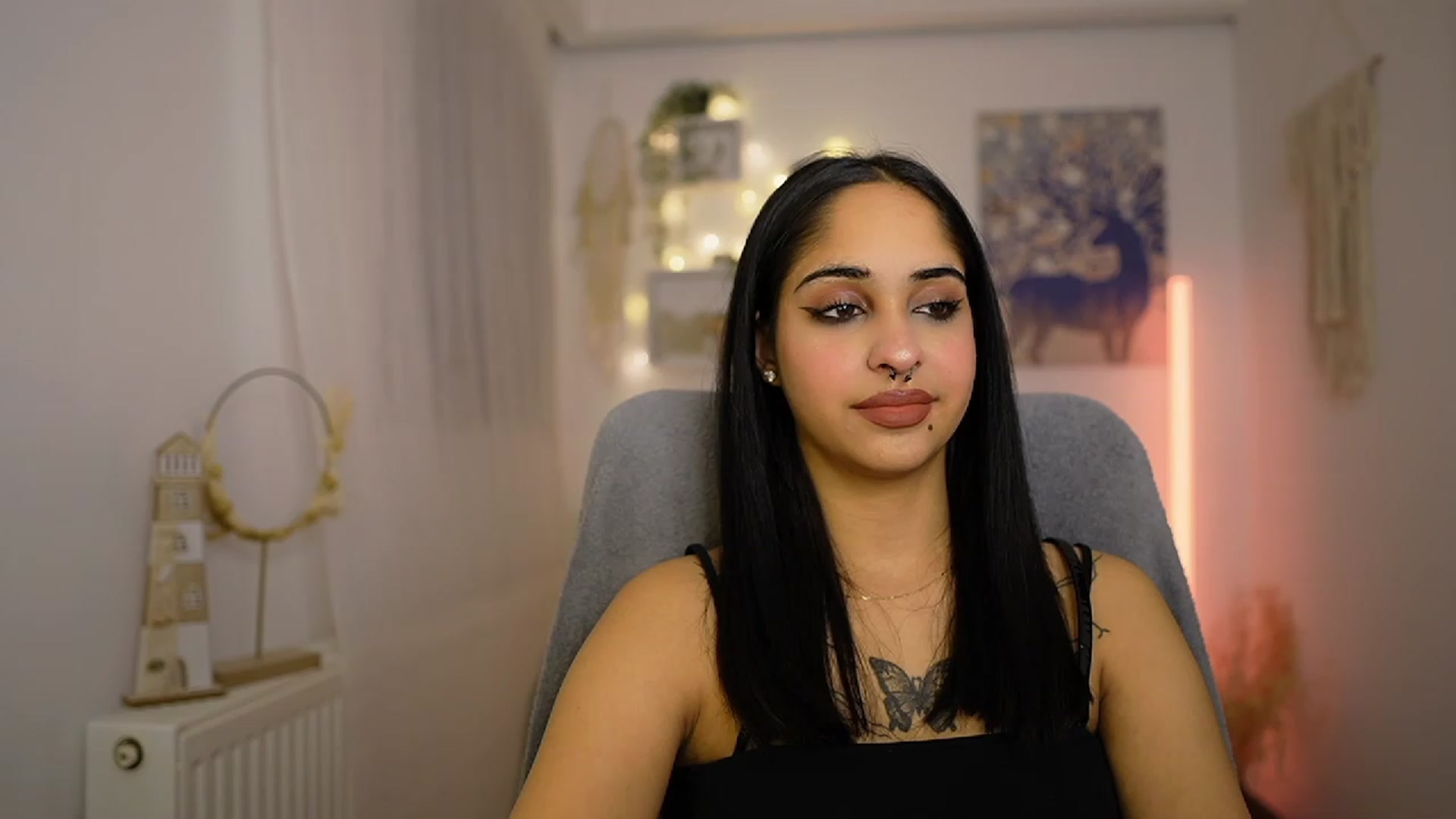Gallery image thumbnail from Eve_Sweet18's myfreecams stream on, 01/18/2024, 19:32 image 5 of 20