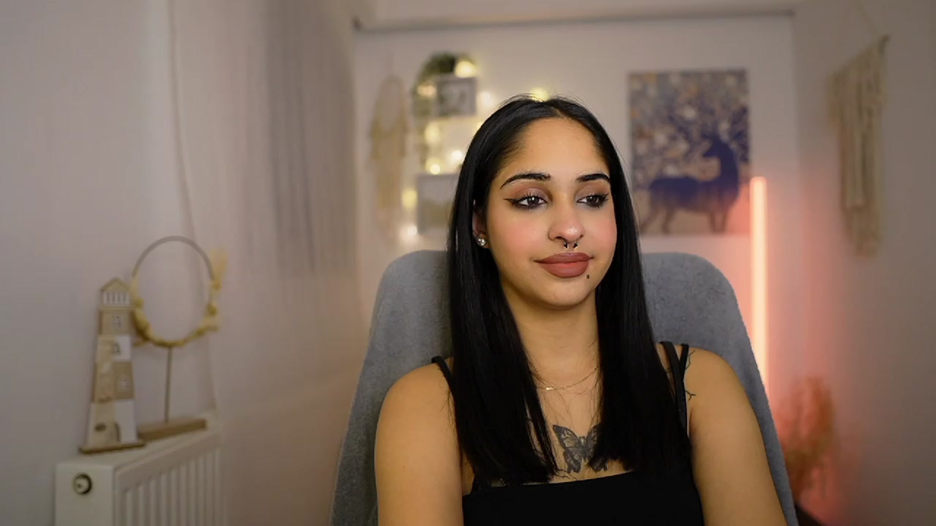 Gallery image thumbnail from Eve_Sweet18's myfreecams stream on, 01/18/2024, 19:32 image 2 of 20