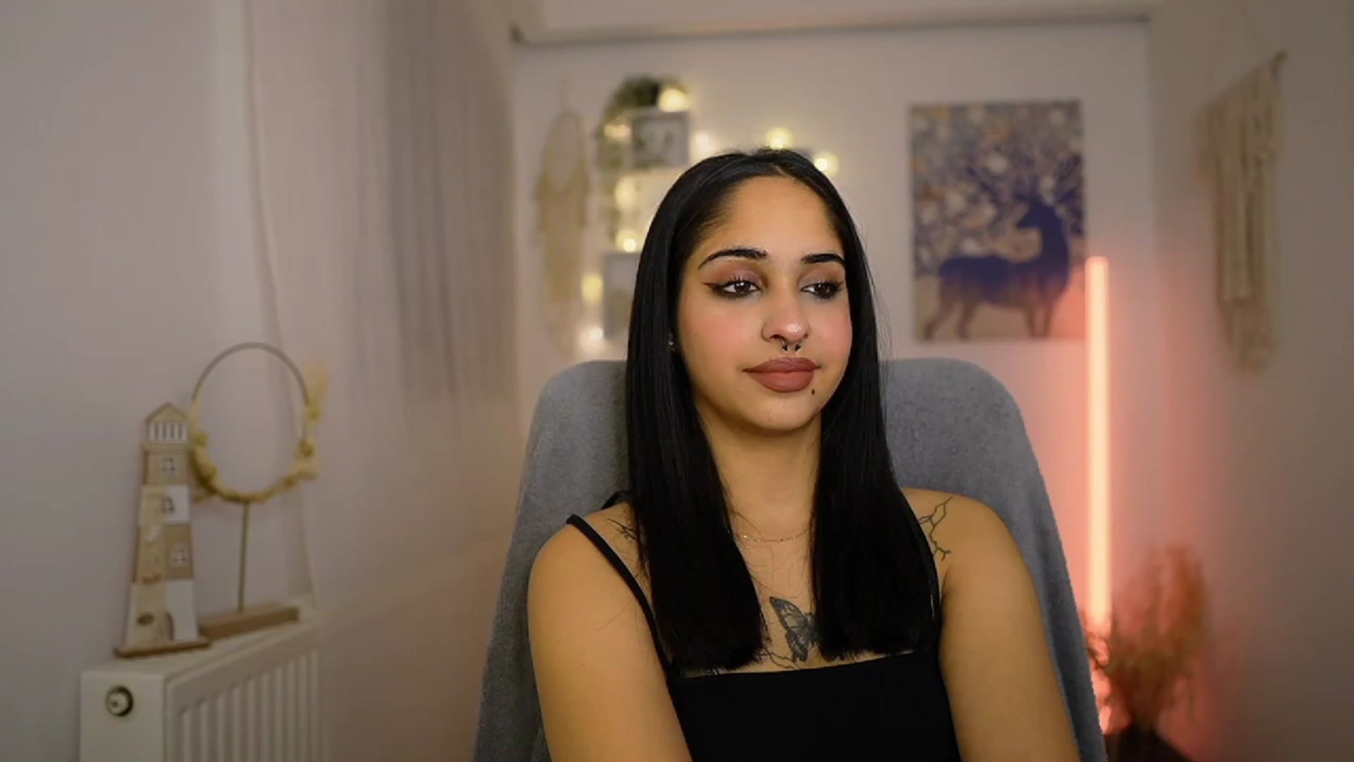 Gallery image thumbnail from Eve_Sweet18's myfreecams stream on, 01/18/2024, 19:32 image 18 of 20